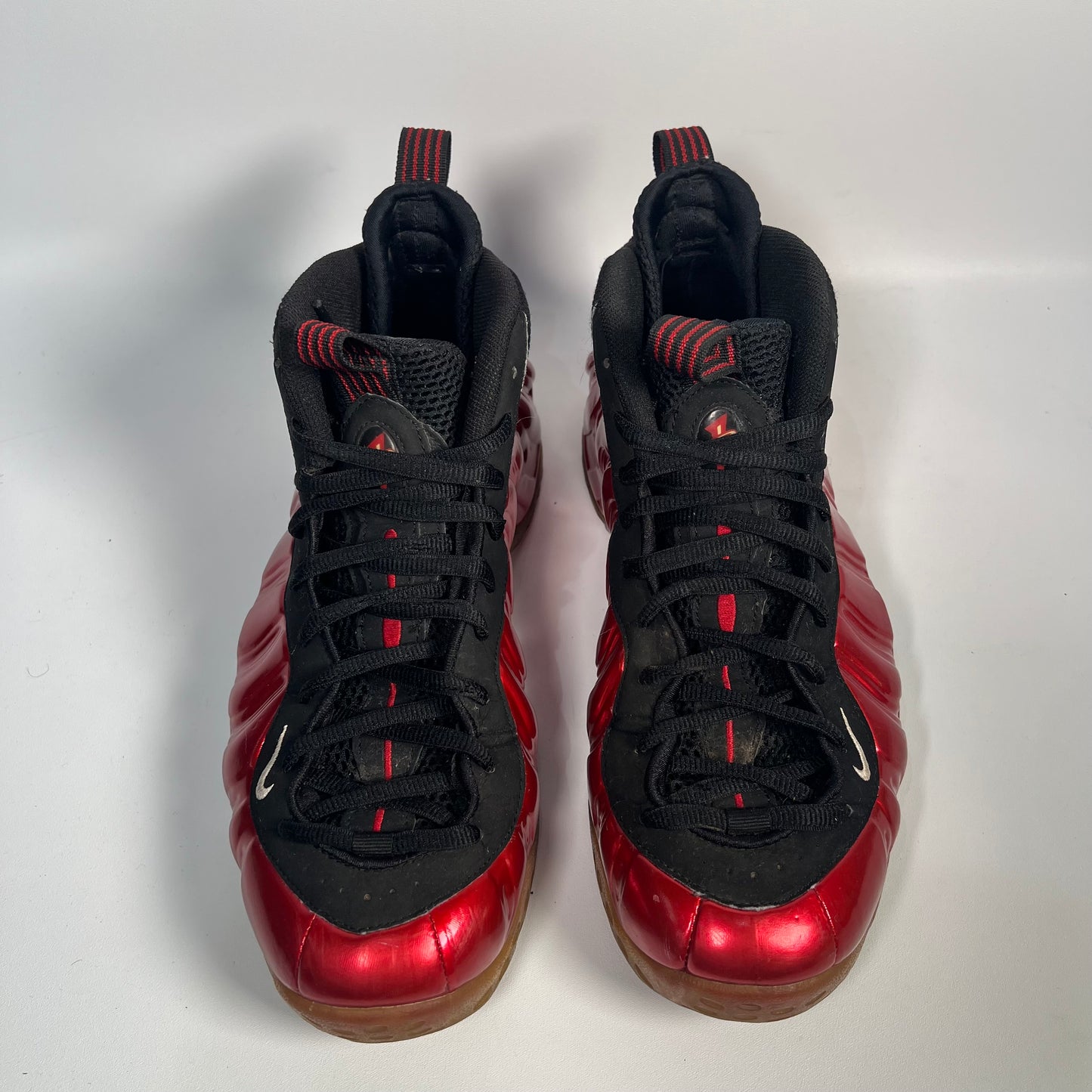 Nike Foamposite Metallic Red (2017) Size 10 USED s17703