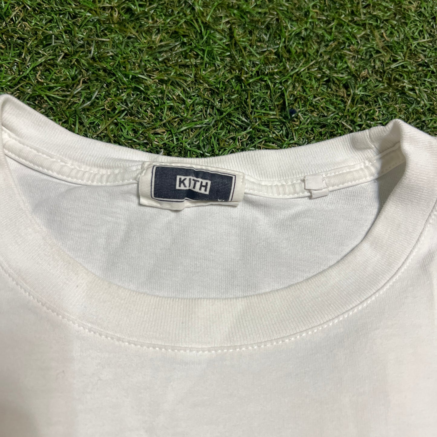 Kith Miami Design District Colorful Logo White Tee Size XL USED x13614
