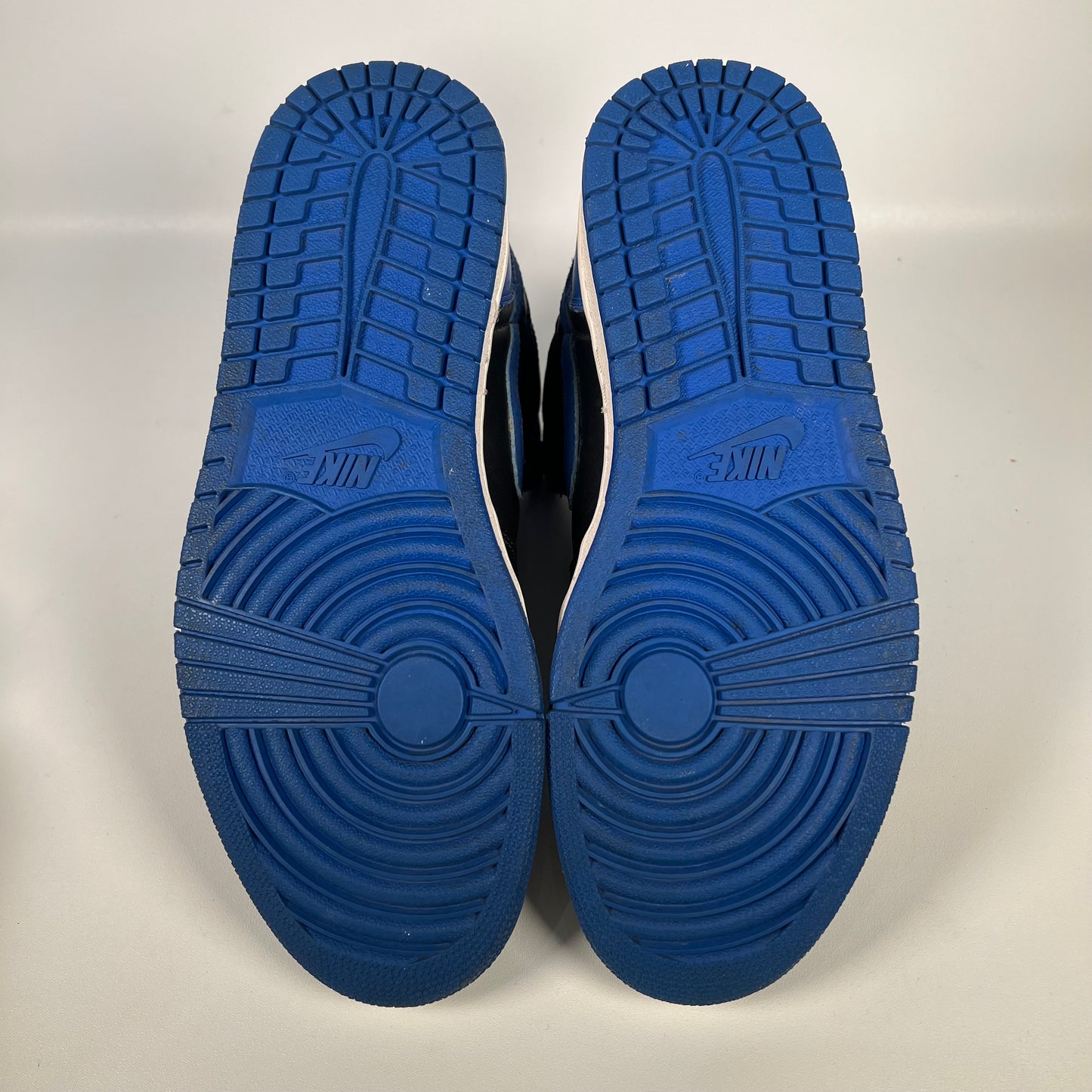 Jordan 1 Royal 2001 Size 8.5 USED s5053