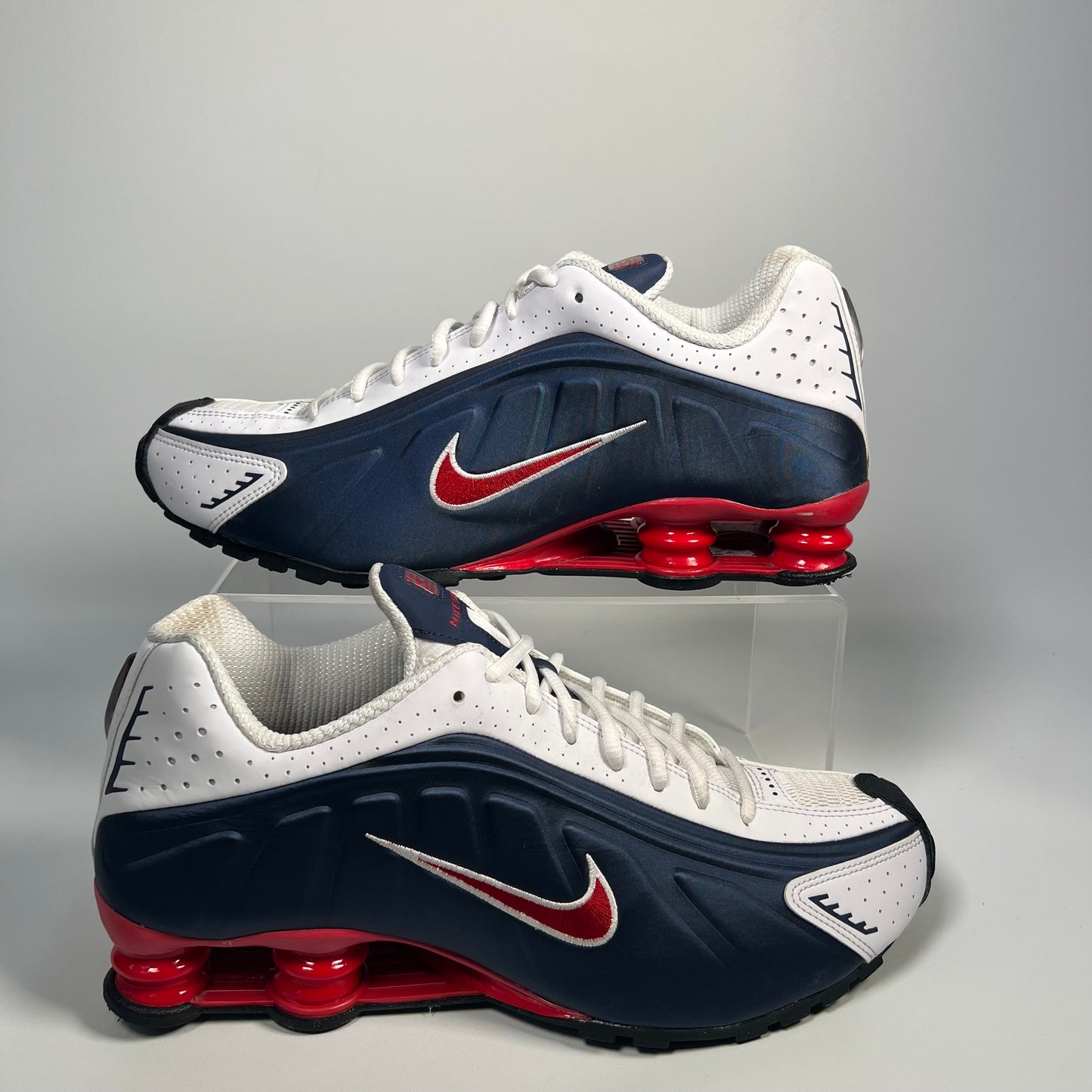 Nike Shox R4 USA (2025) Size 11 USED s17613