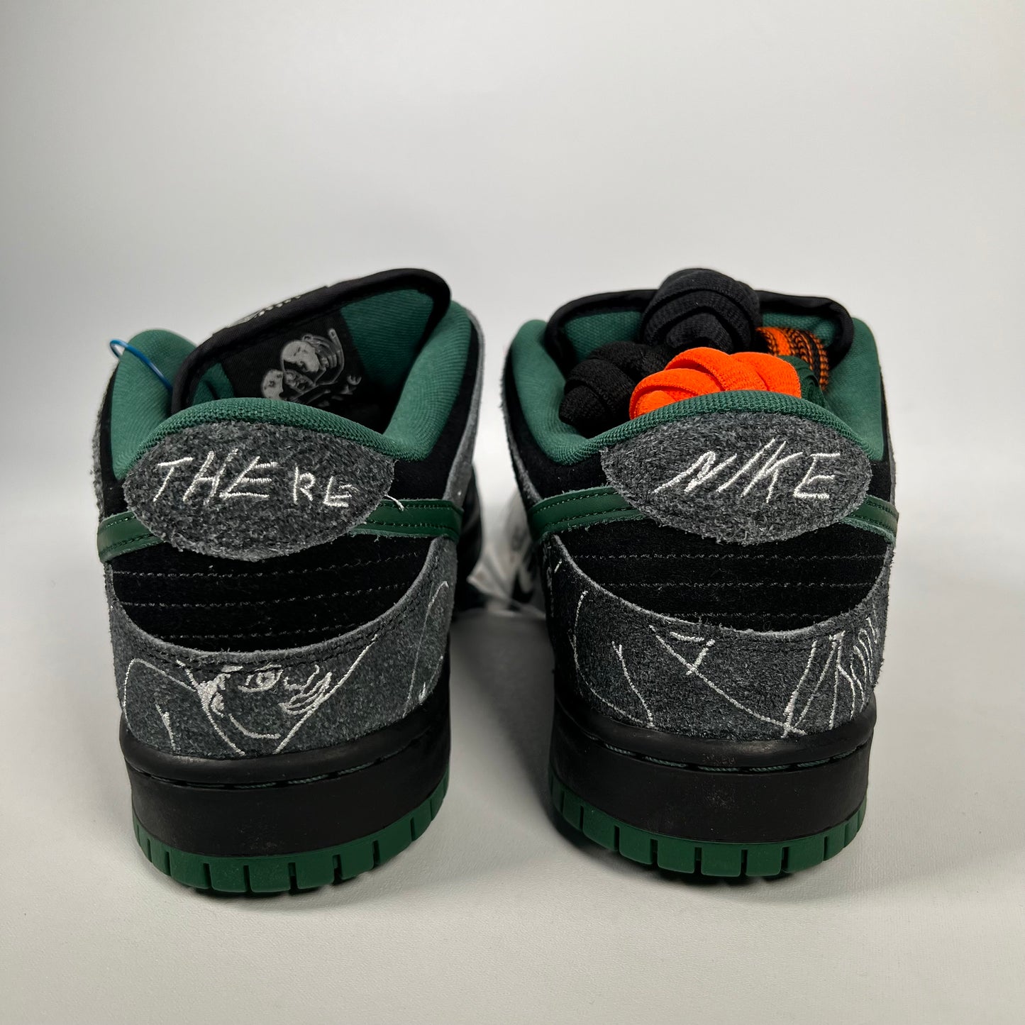 Nike SB There Skateboards (2024) Size 9 NEW s18678