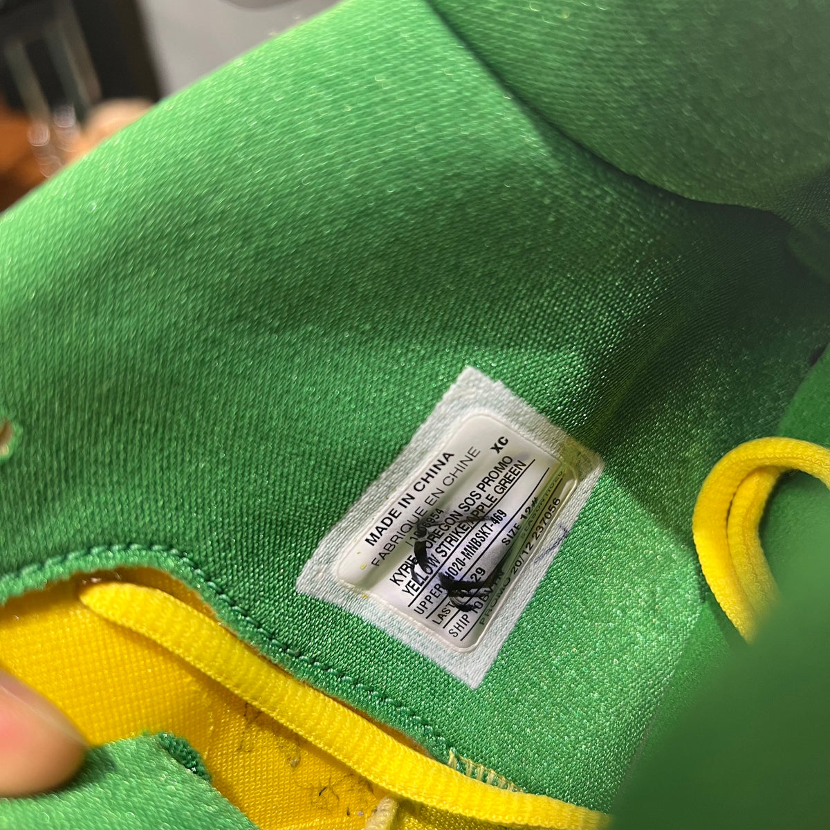 Nike Kyrie 7 Oregon Ducks Yellow Strike PE Size 12 USED s17073
