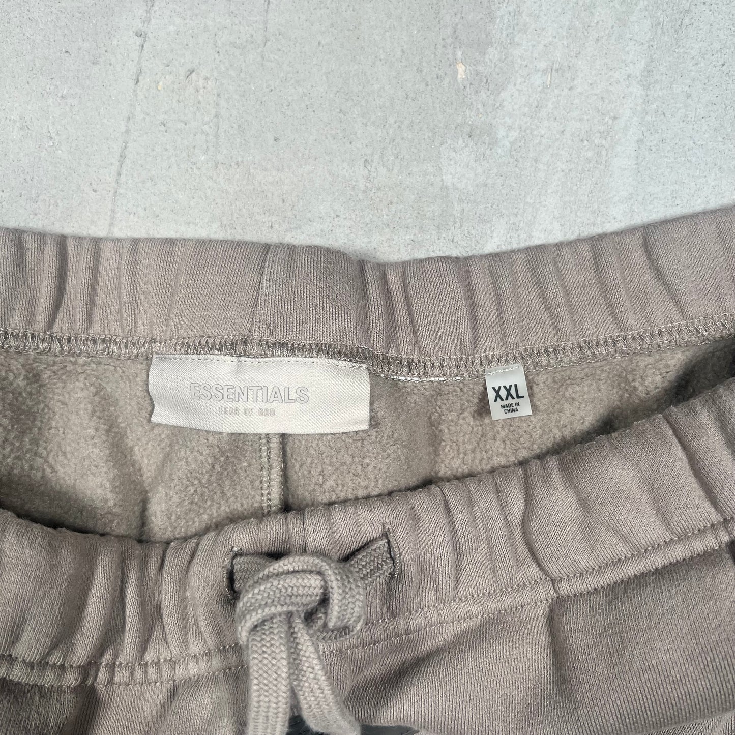 Essentials FOG Fear of God Taupe Brown Sweatpants Size XXL USED x17322
