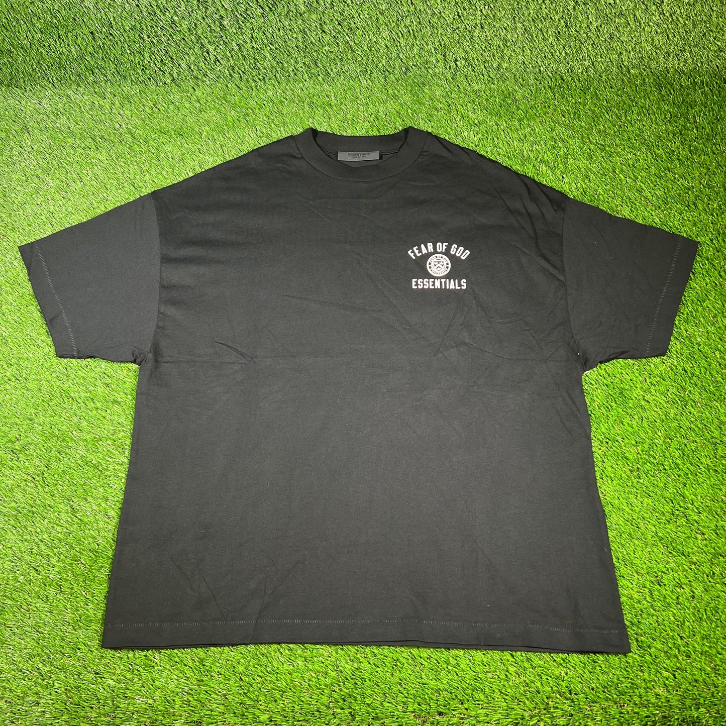 Fear of God FOG Essentials University Black Tee Size Medium NEW x14364