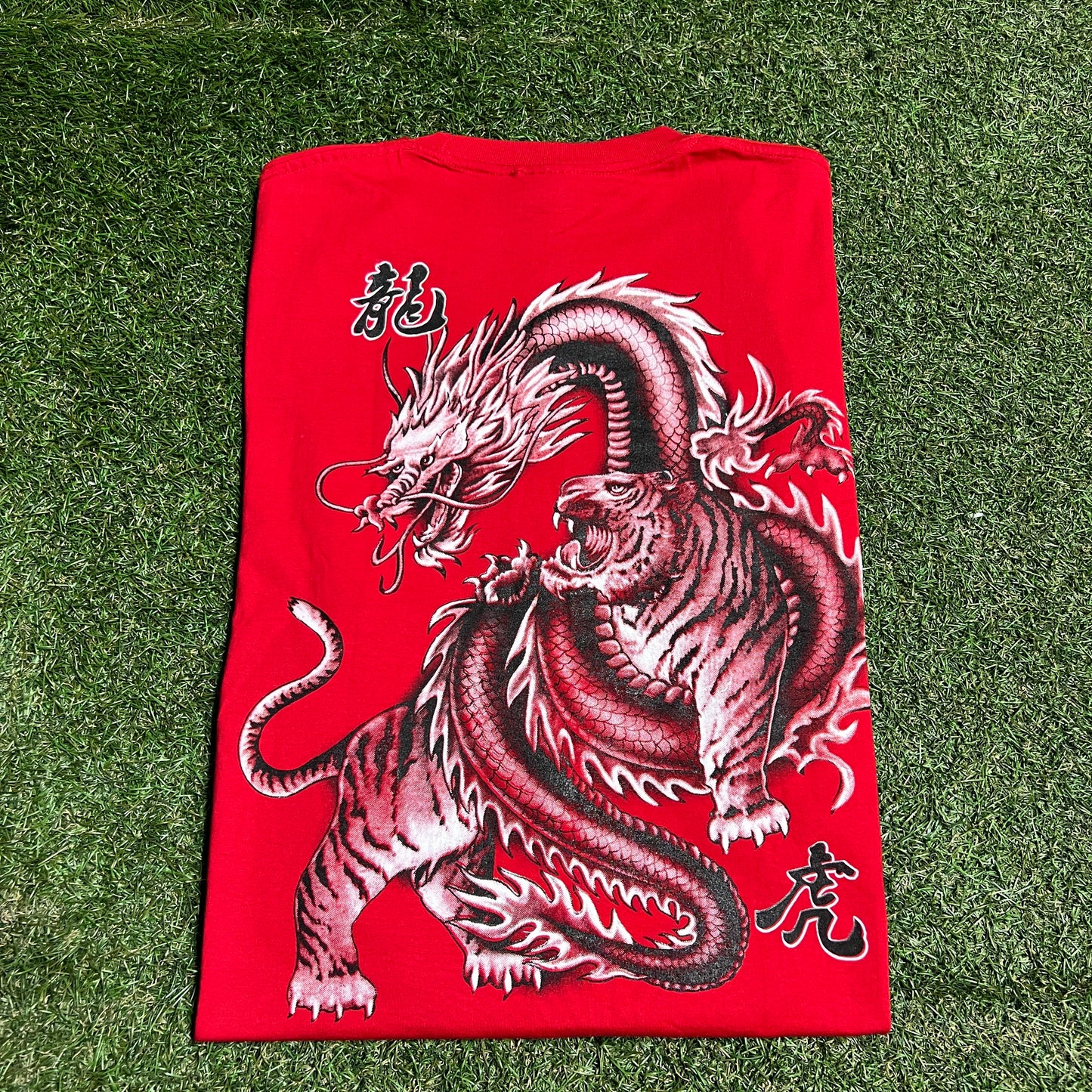 Zensation Red Dragon Art Tee Size XL USED v15976