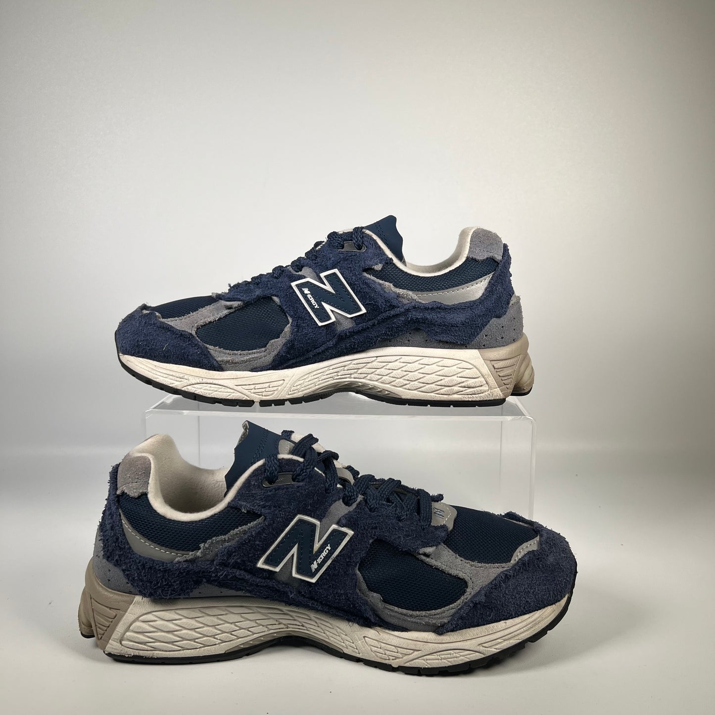 New Balance 2002R Protection Pack Navy Grey (2023) Size 8.5 USED s18374