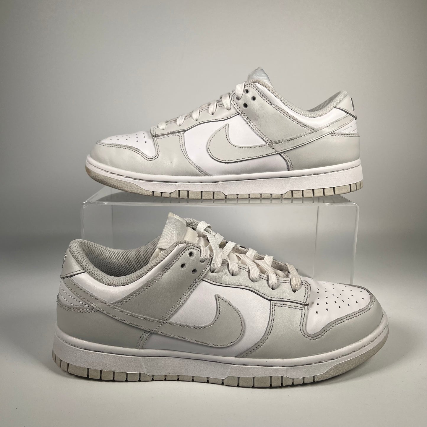 Nike Dunk Low Photon Dust Size 8.5m / 10w USED s17957