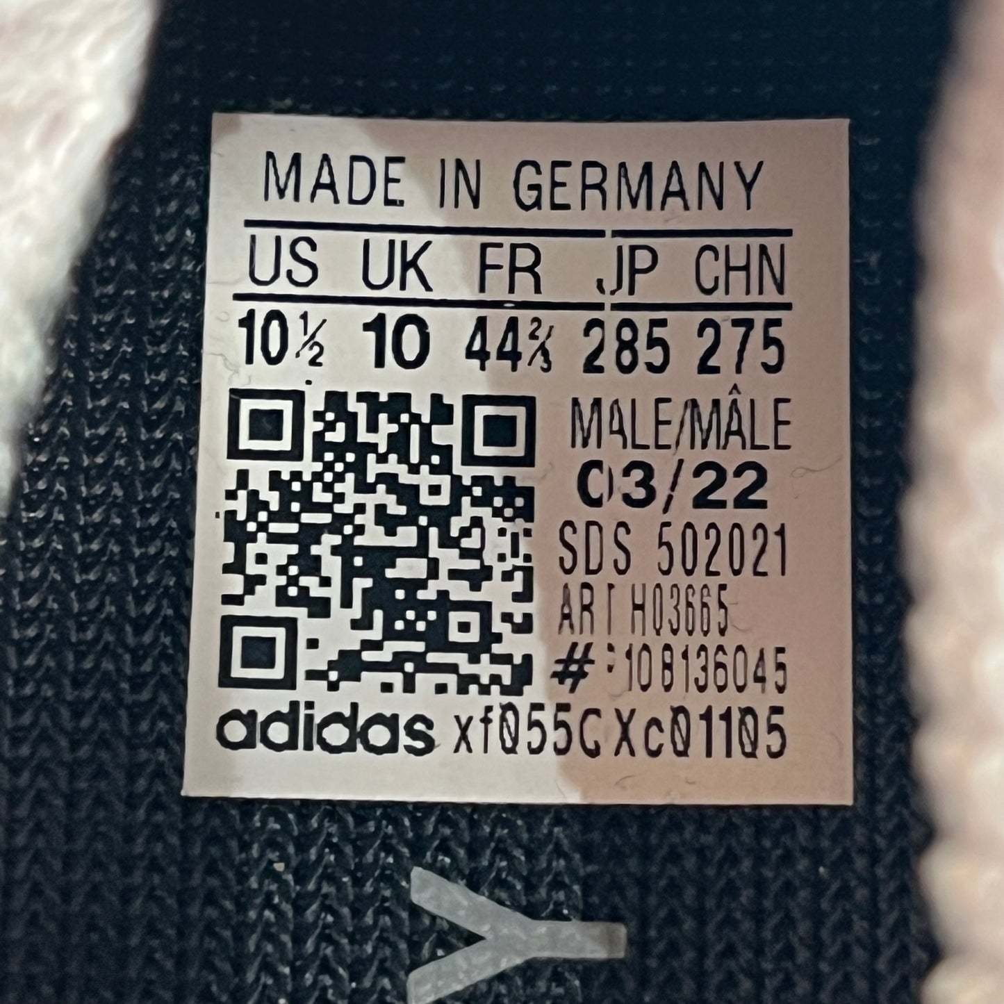 Yeezy 450 Utility Black (2022) Size 10.5 USED s22263