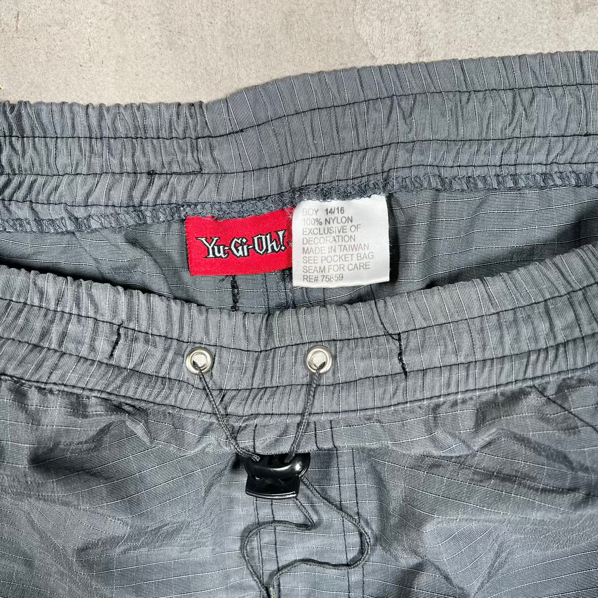1996 Yu Gi Oh Cargo Grey Shorts Size Large USED v20188