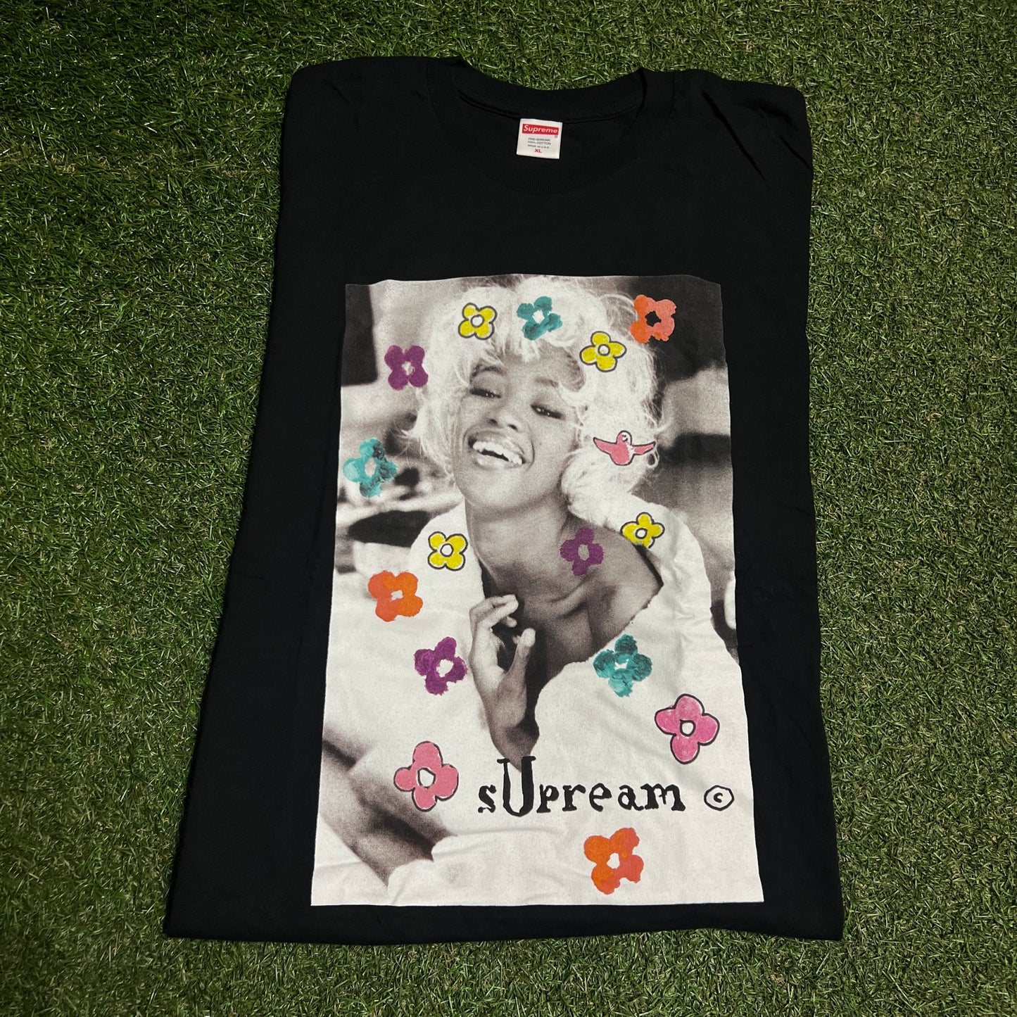 Supreme Naomi Black Tee Size XL USED x13291