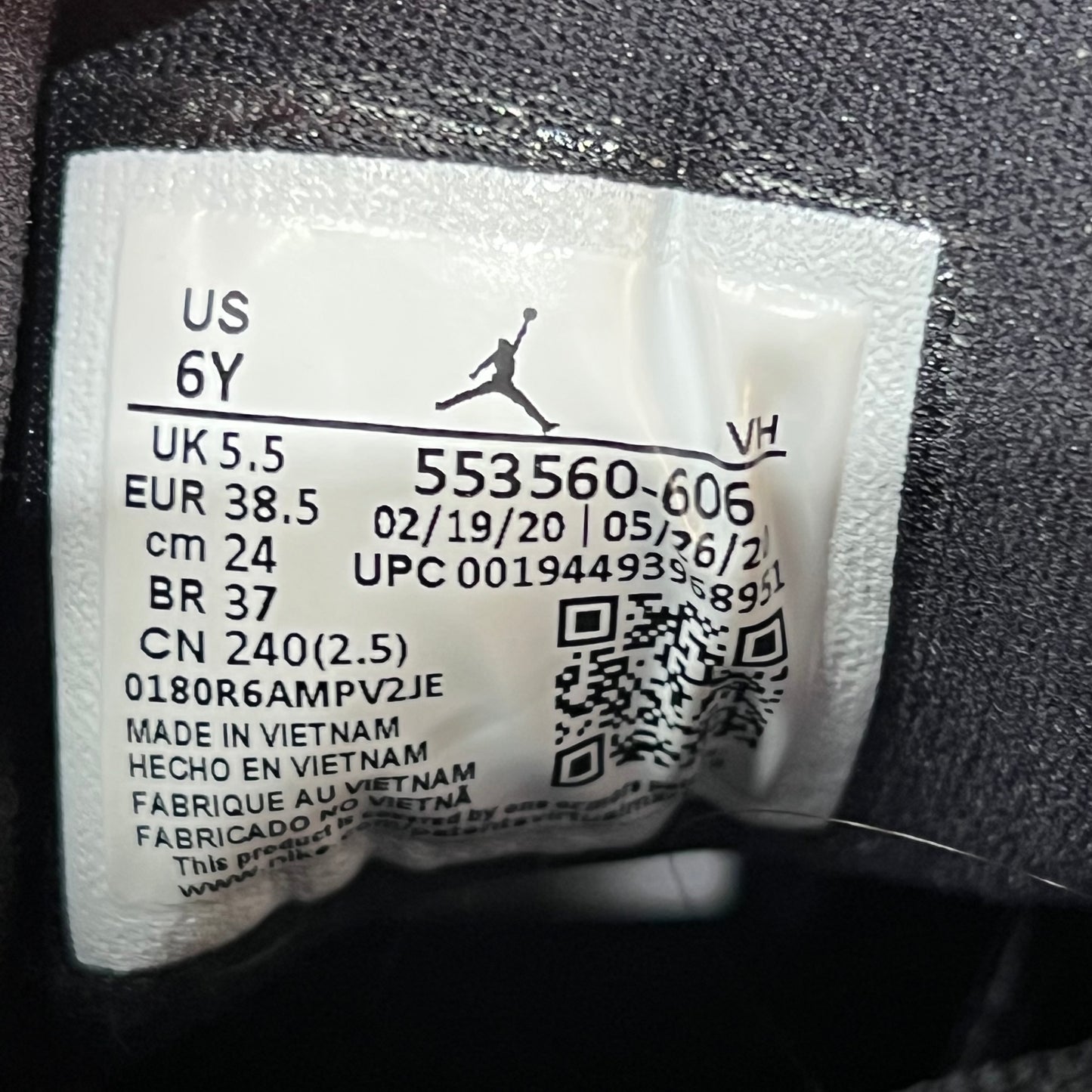 Jordan 1 Low Reverse Bred (2020) Size 6y USED s20634