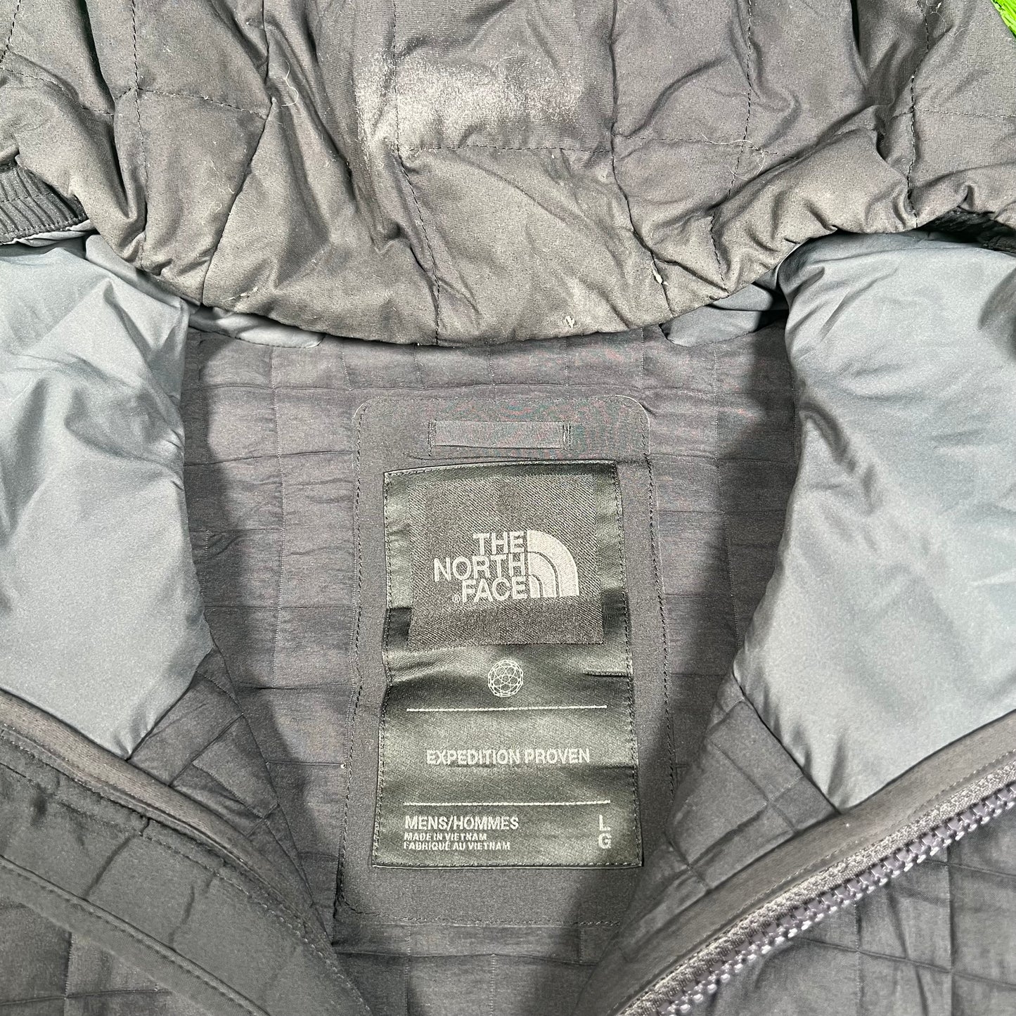 North Face Quilted Black Jacket Size Large USED v17970