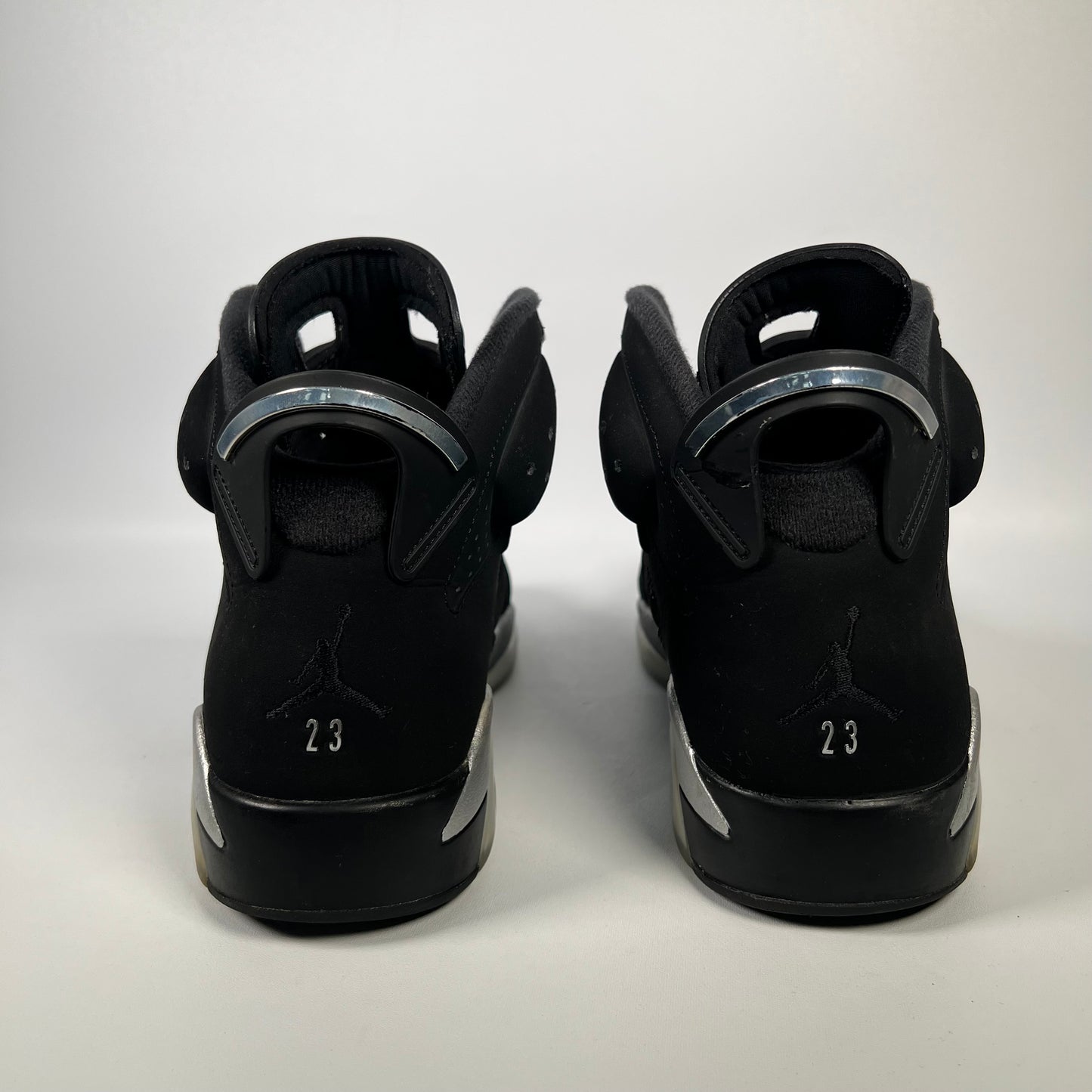 Jordan 6 Chrome (2022) Size 9 USED s18606