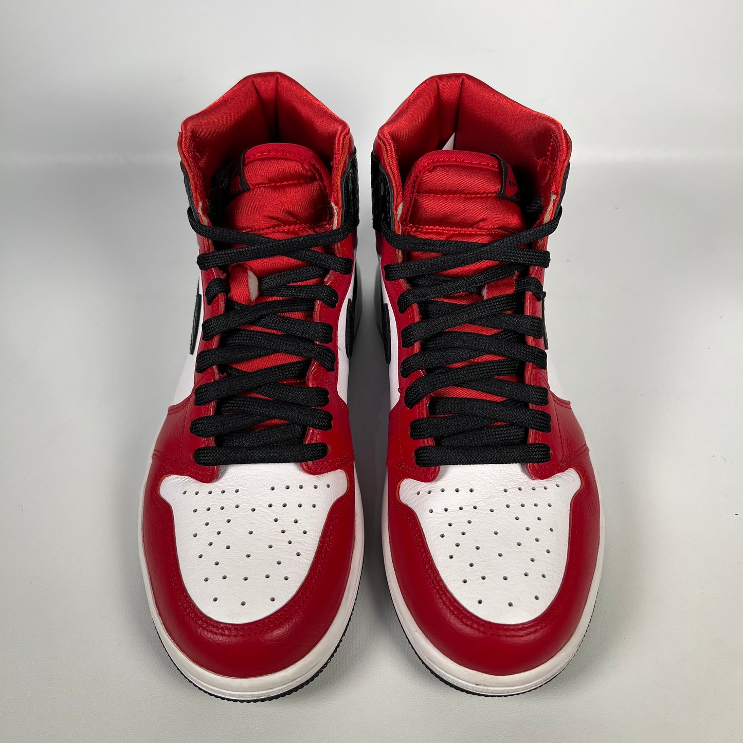 Jordan 1 High Satin Snake Chicag Size 7.5m / 9w USED s17727