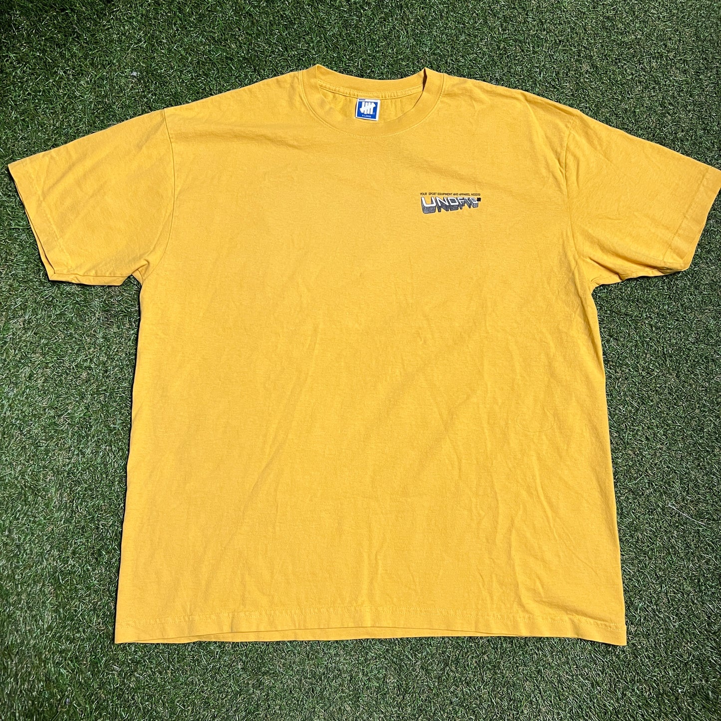 Undefeated Sports and Apparel Yellow Tee Size XL NEW x13612