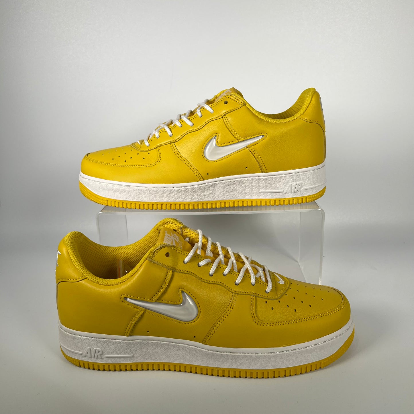 Nike Air Force One Yellow Jewel (2023) Size 10 USED S17374