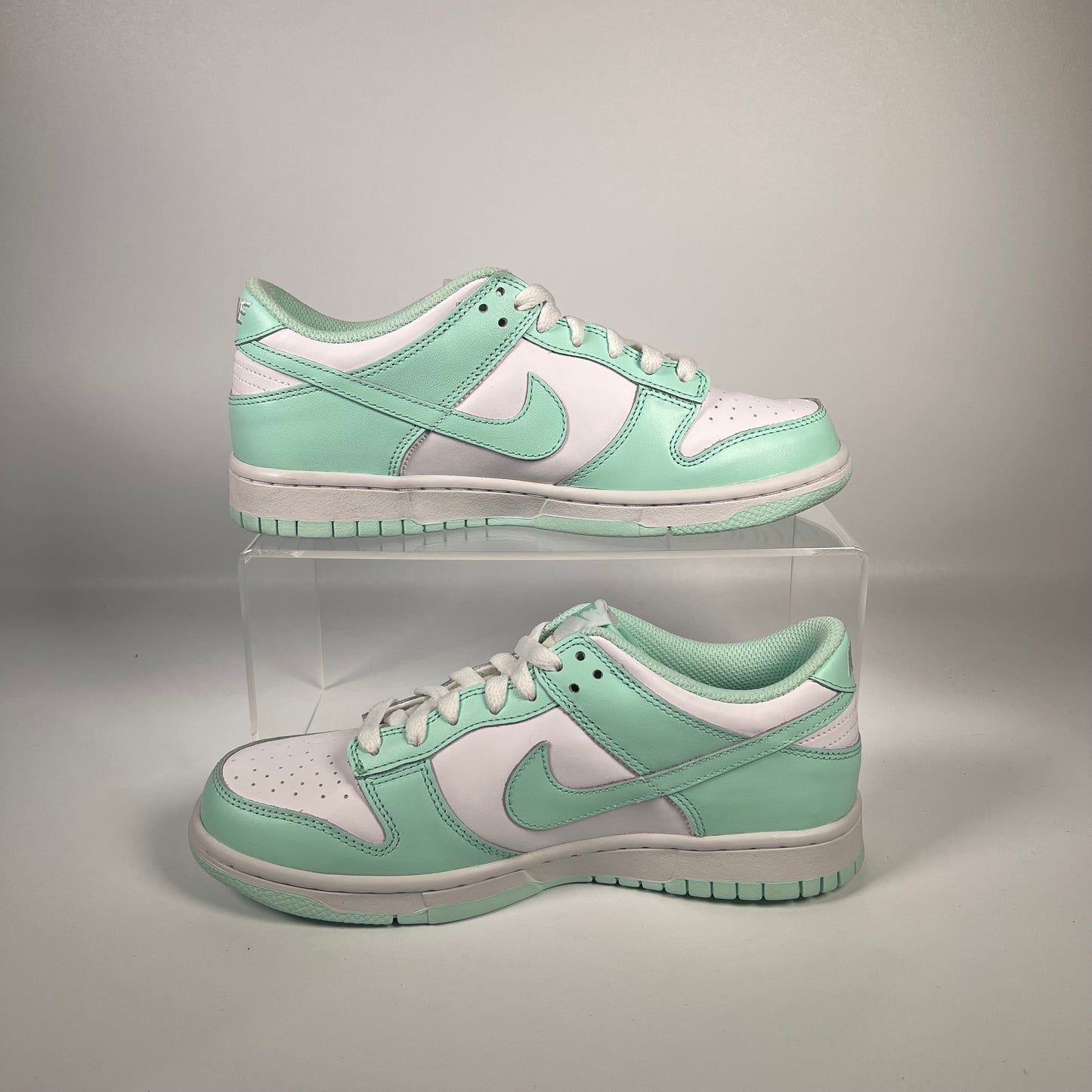 Nike Dunk Low Mint Foam (2024) Size 6.5y NEW s17791