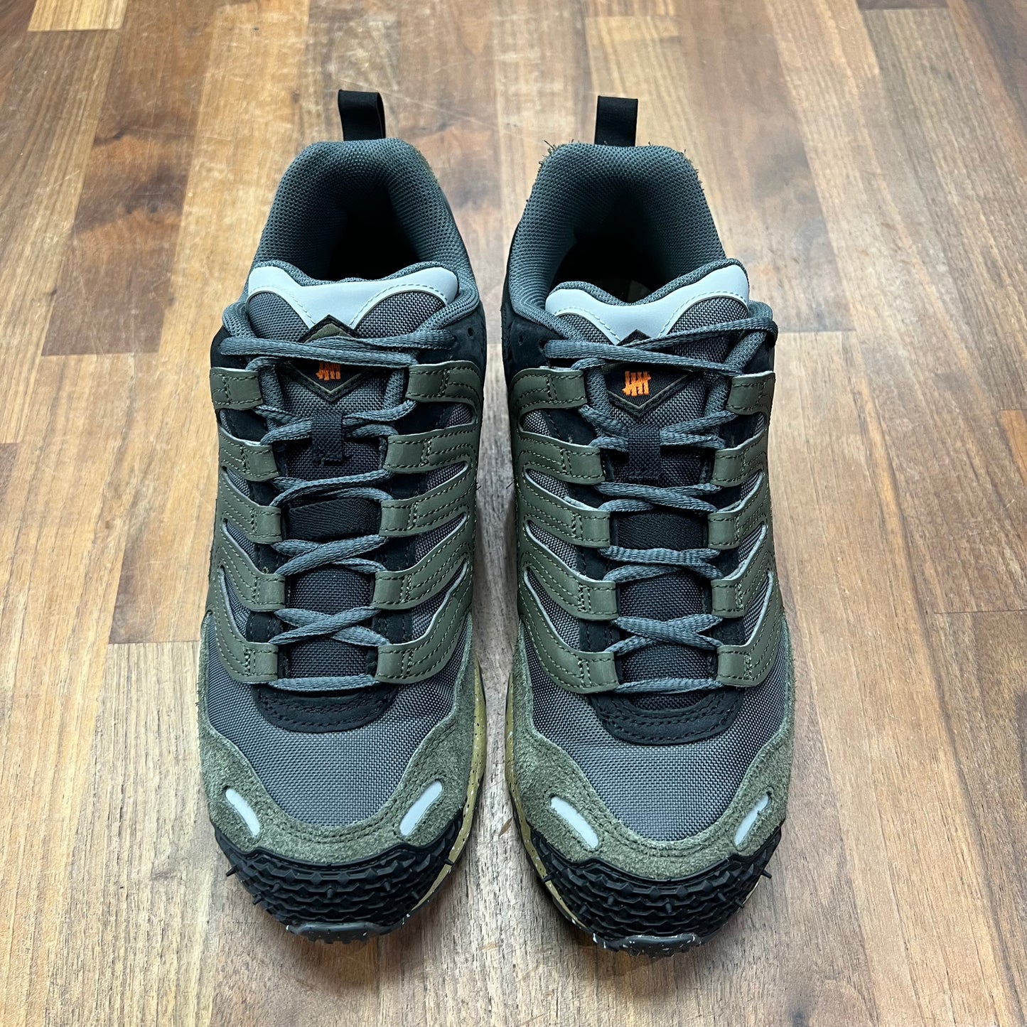 Nike Air Terra Humara Undefeated Cargo Khaki Size 9 USED s16234