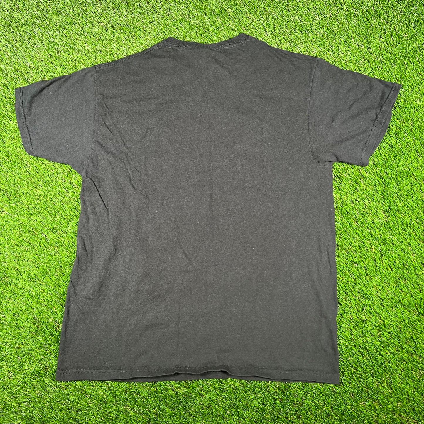 Y2K Family Guy "Freakin Epic" Black Tee Size Large USED v16861