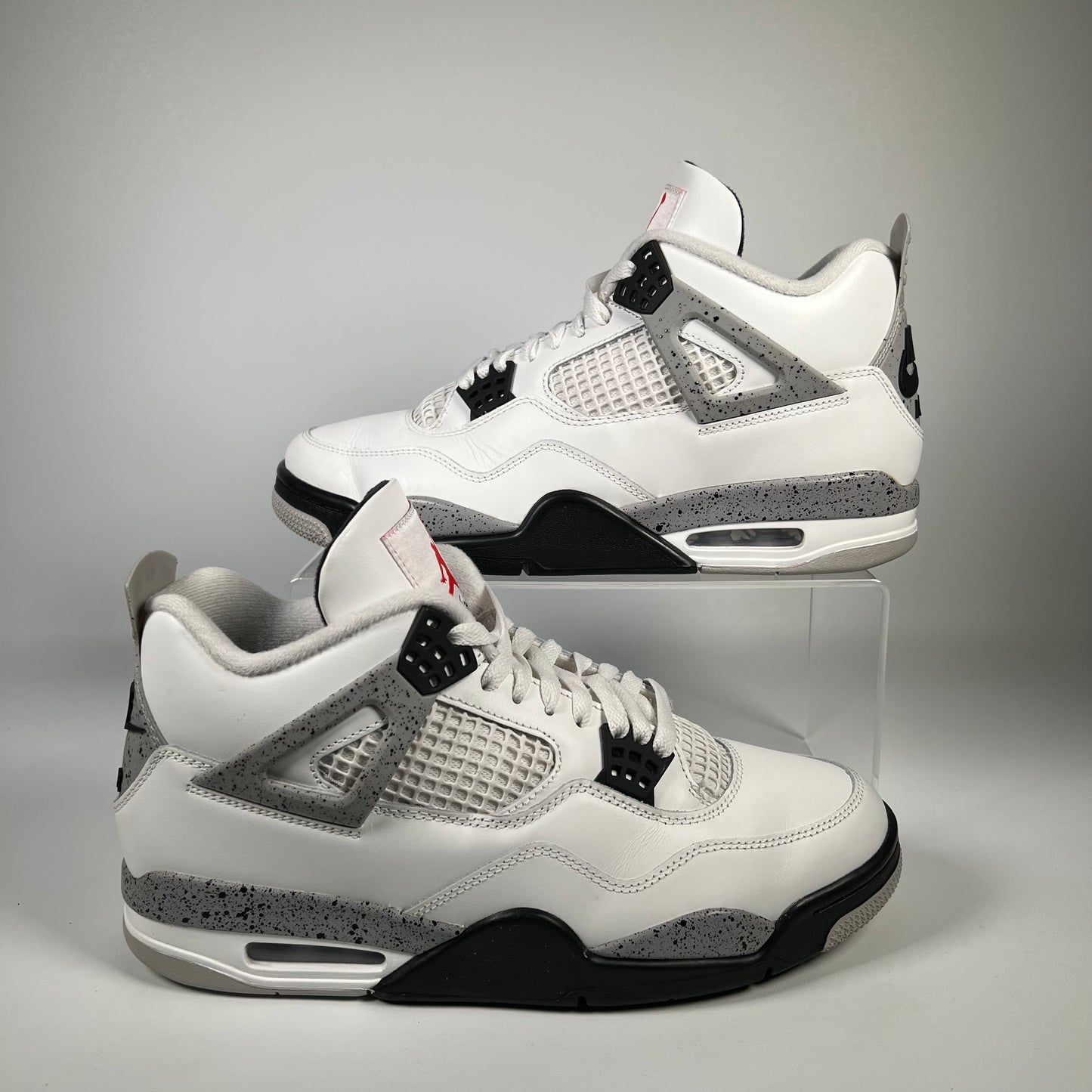 Jordan 4 White Cement (2025) Size 10 USED s18192