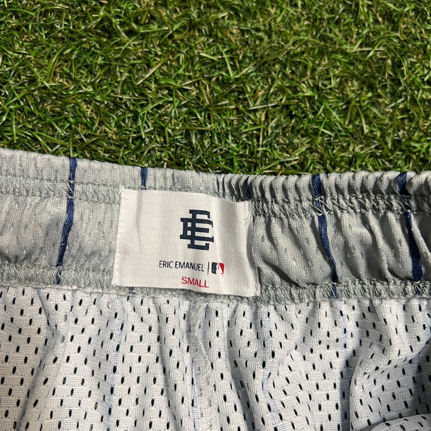 Eric Emanuel Yankees Pinstripe Grey Shorts Size Small NEW x13641