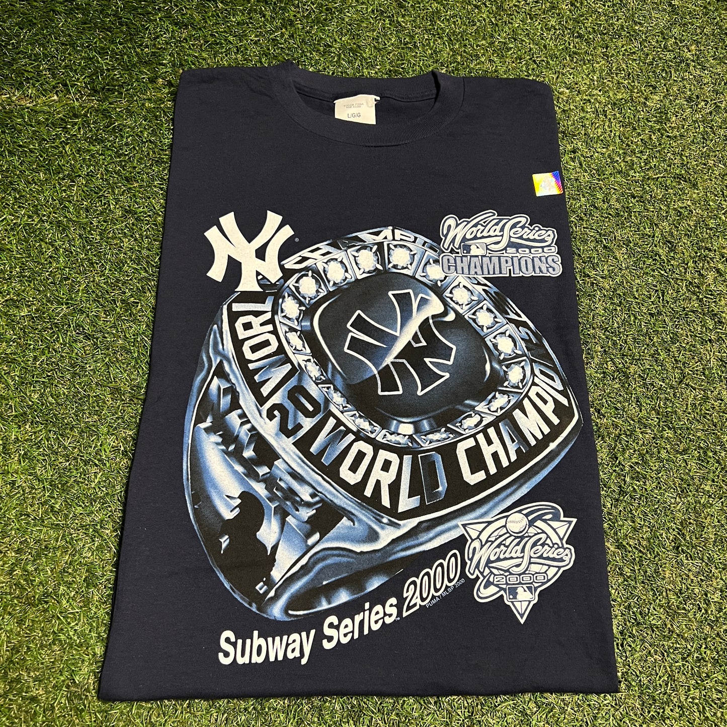 2000 Yankees World Champions Ring Navy Blue Tee Size Large NEW v16428