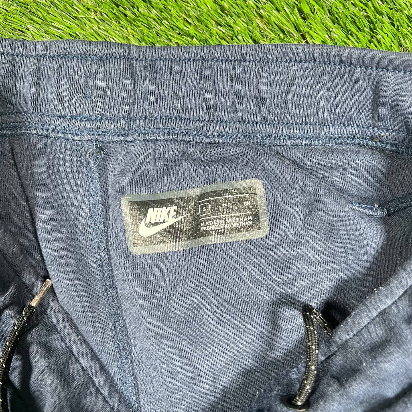 Nike Tech Navy Blue Pants Size Small USED v16834
