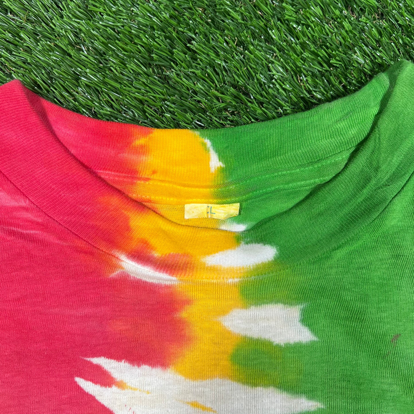 1990s Tie Dye Hard Rock Jamiaca Tee Size Large USED v16606