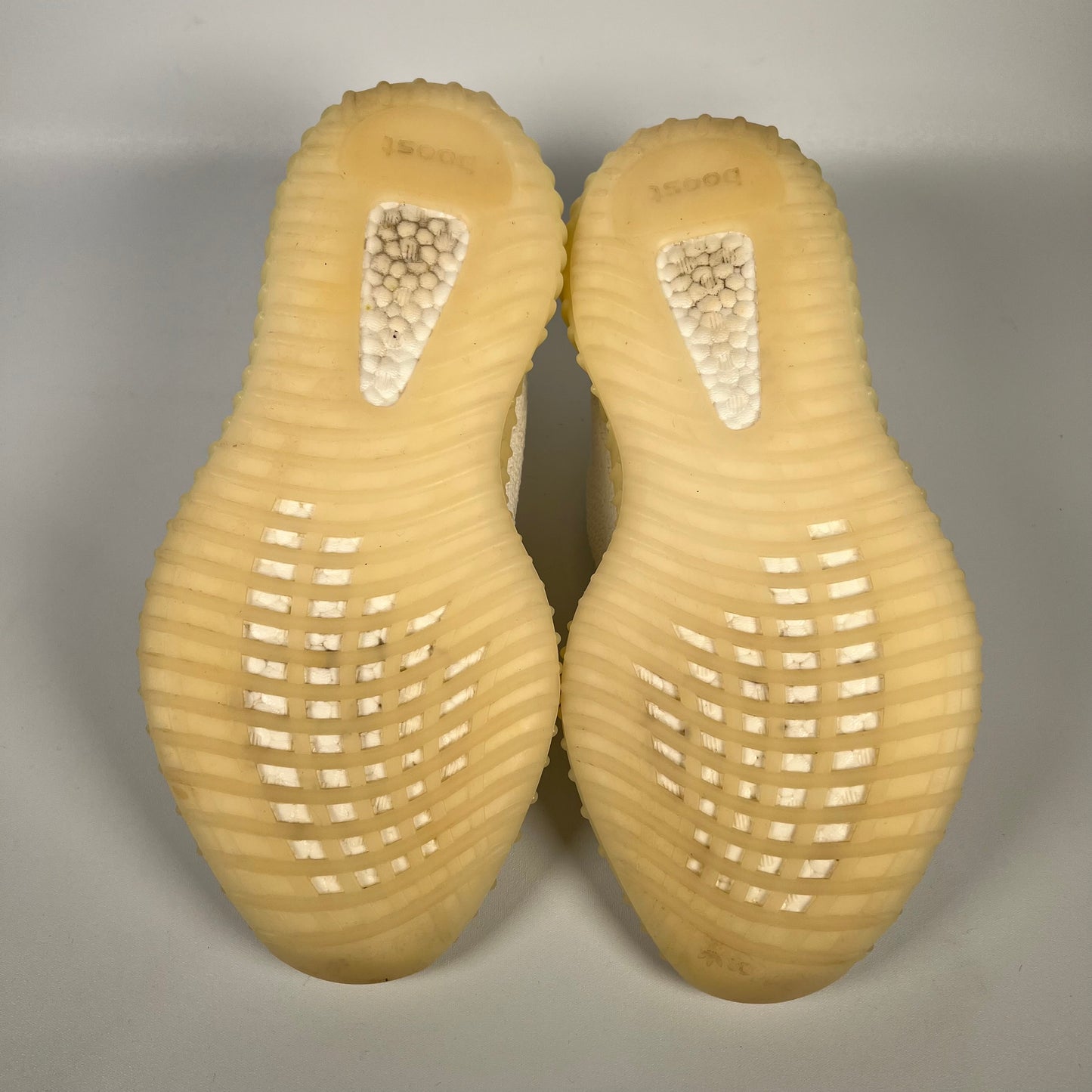 Yeezy 350 Cream (2017) Size 8 USED S17732