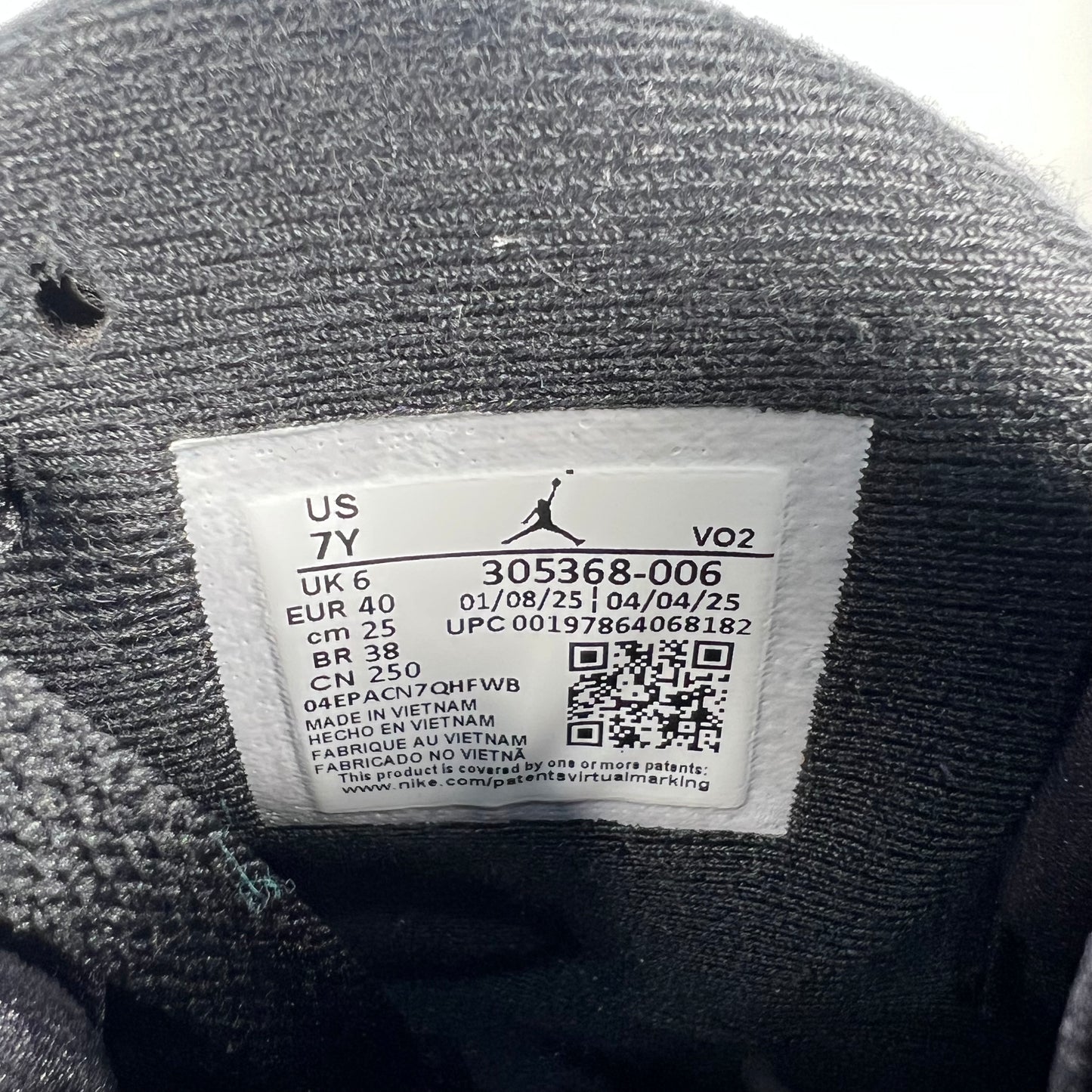 Jordan 8 Aqua 2025 Size 7Y NEW s17481
