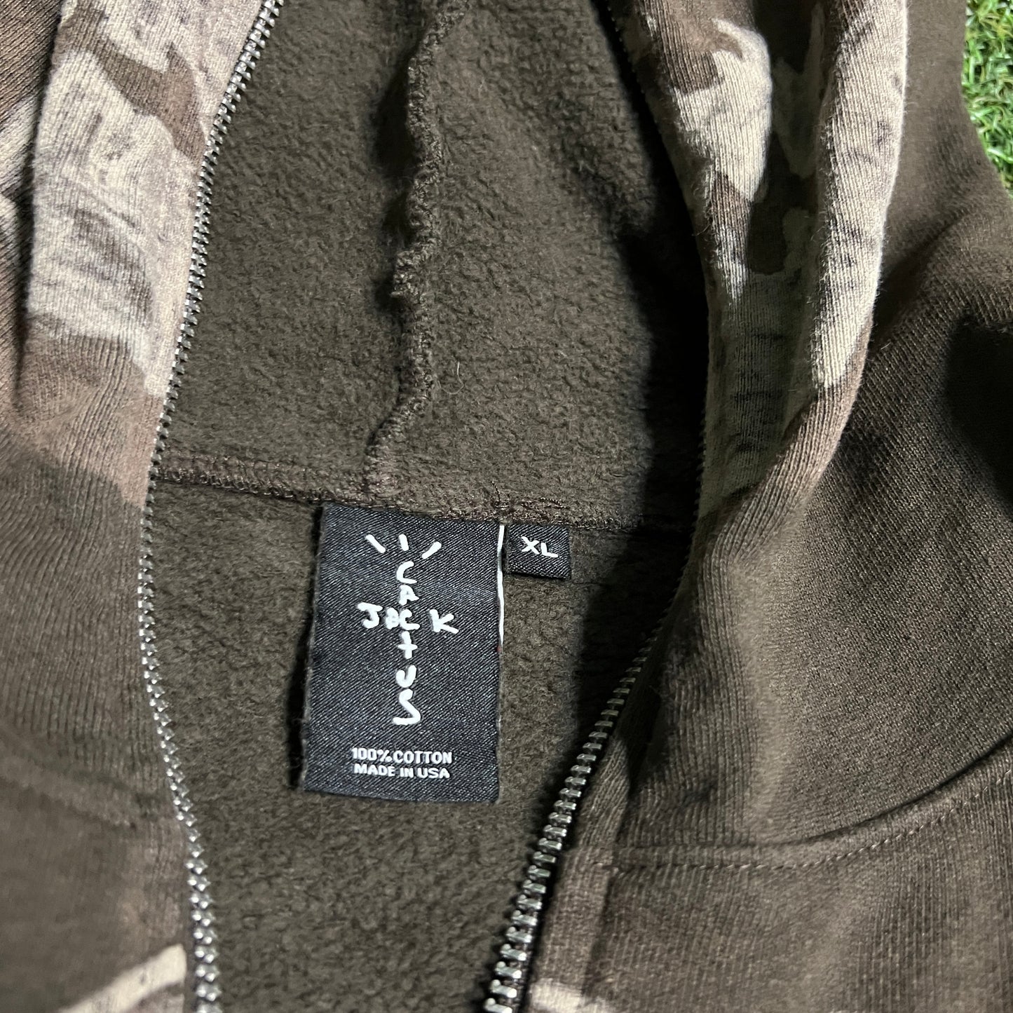 Travis Scott Fragment Skeleton Graffiti Full ZIp Brown Hoodie Size XL USED x13823