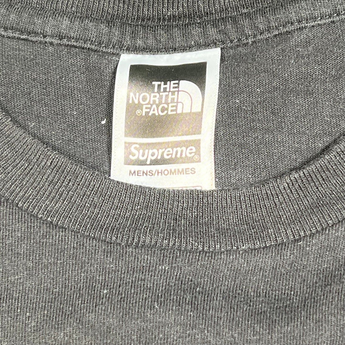 Supreme The North Face Printed Pocket Tee Black Size Medium USED X14282