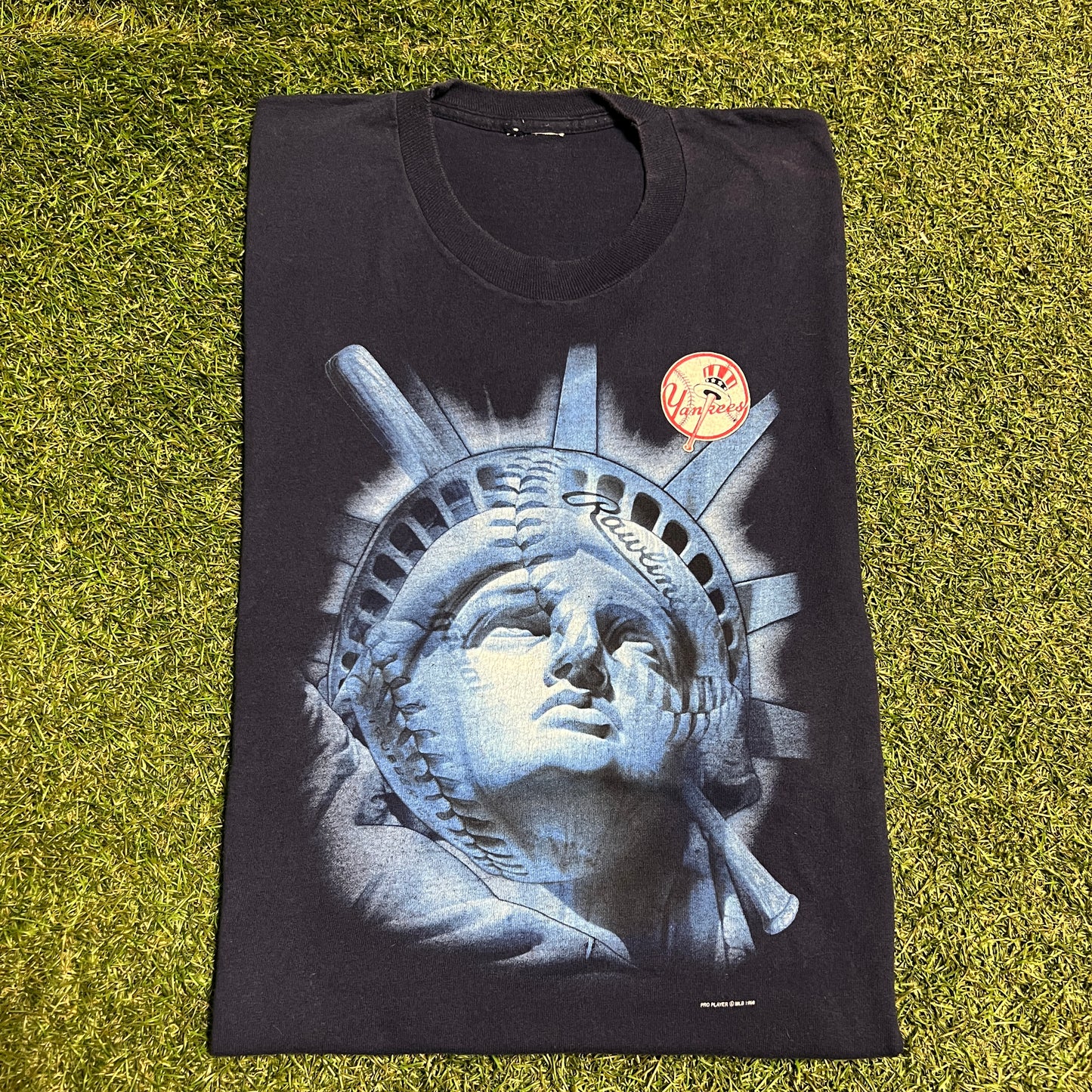1998 Yankees Rawlings Satue of Liberty Navy Tee Size Large USED v16208