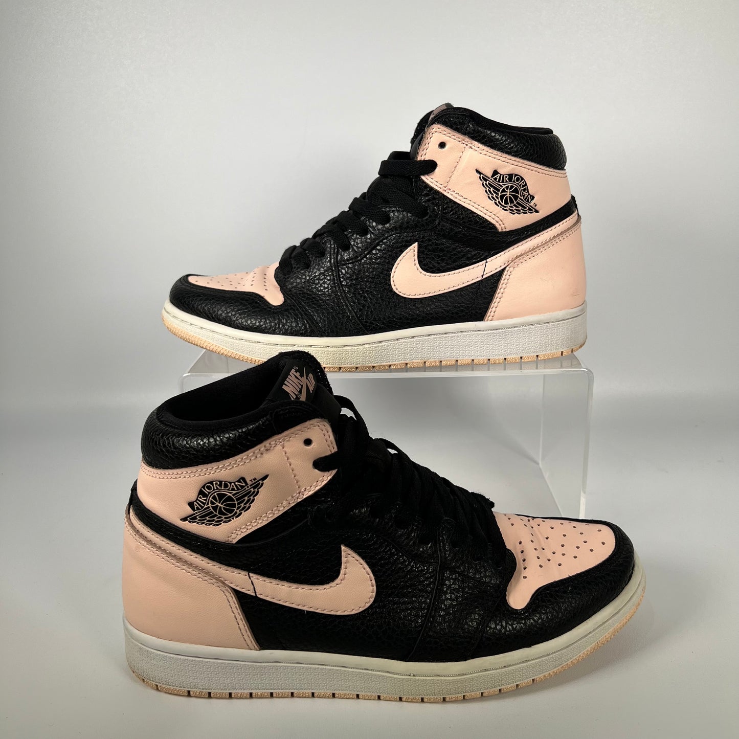 Jordan 1 High Crimson Tint (2019) Size 8.5 USED s17512