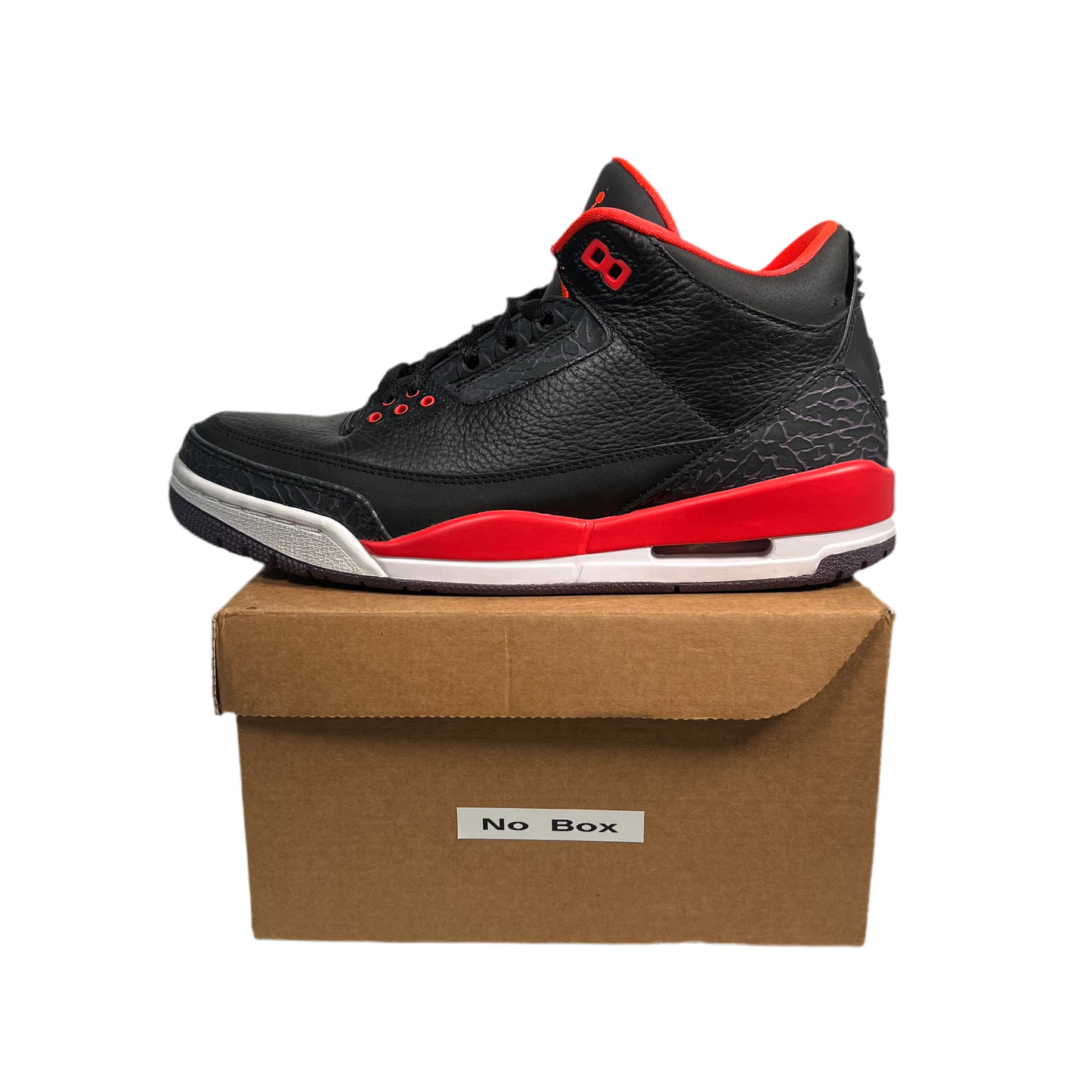 Jordan 3 Crimson (2012) Size 8.5 USED s17608