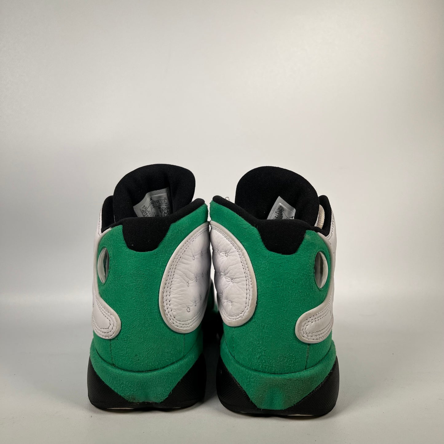 Jordan 13 White Lucky Green (2020) Size 6.5y USED s18587