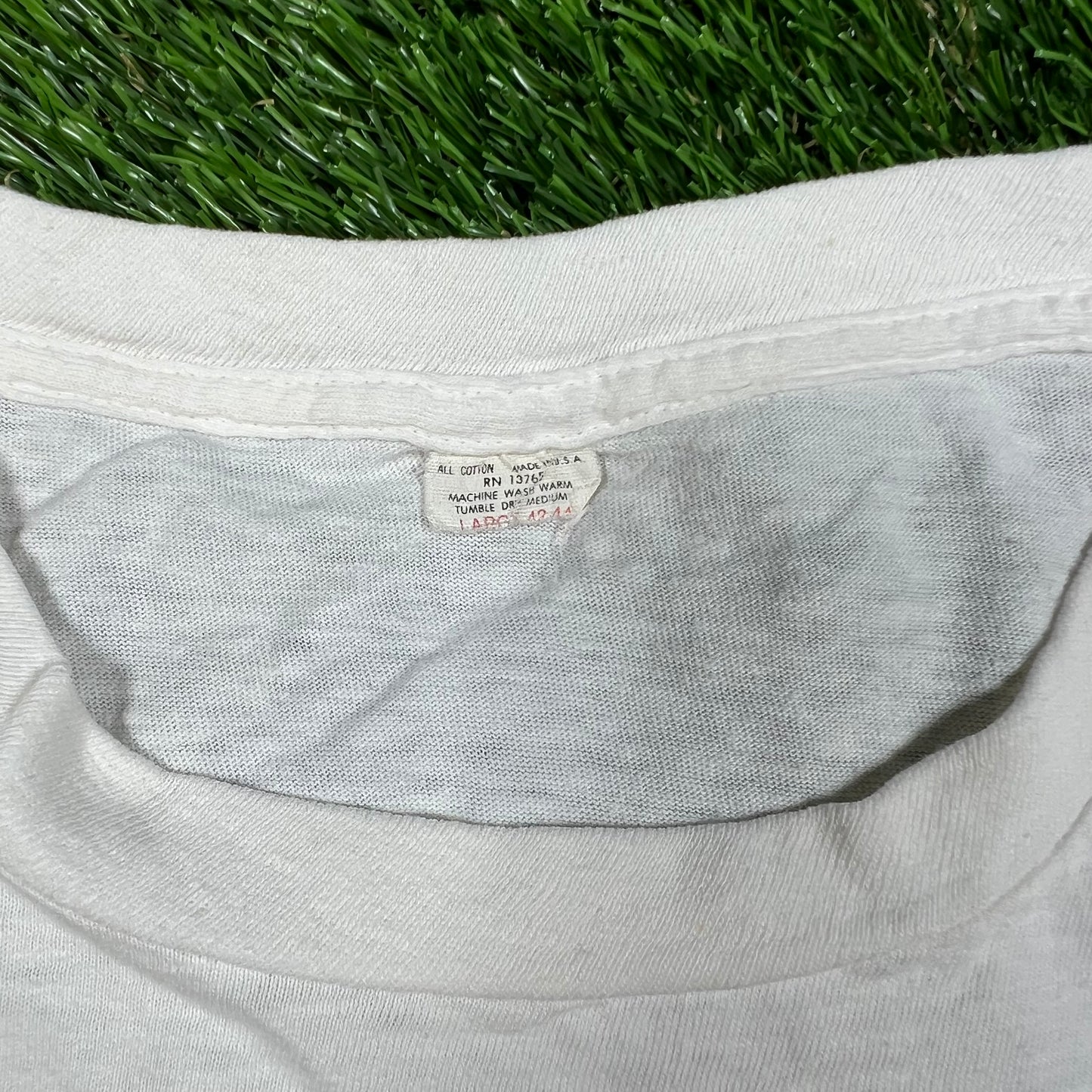 1985 Bruce Springsteen and The E Street Band White Tour Tee Size Medium USED v16596