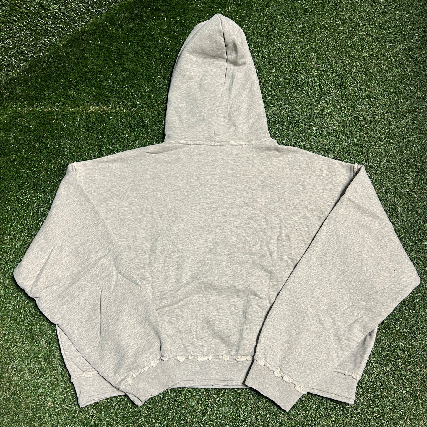 GV Gallery Raspberry Hills "Crest" Grey Hoodie Size Large NEW x13767
