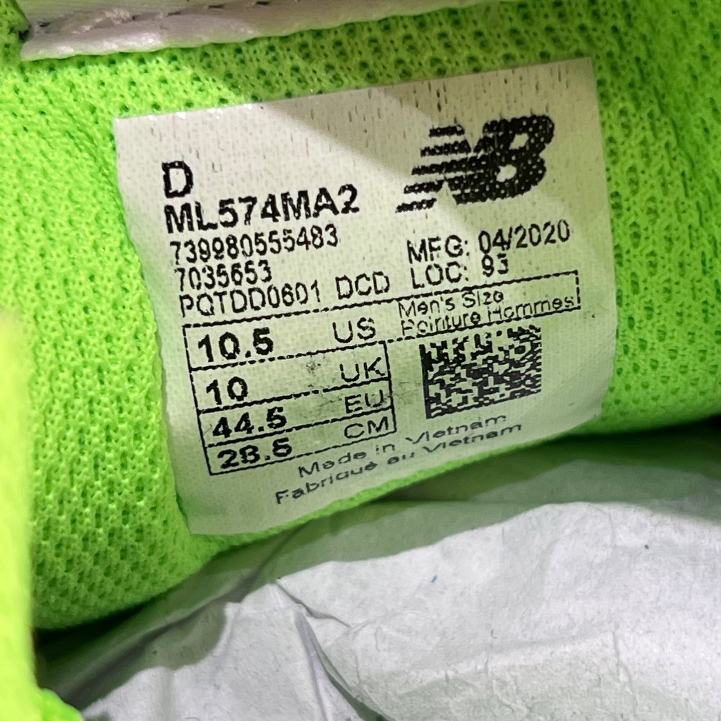 New Balance 574 Black Energy Lime (2020) Size 10.5 NEW s18756
