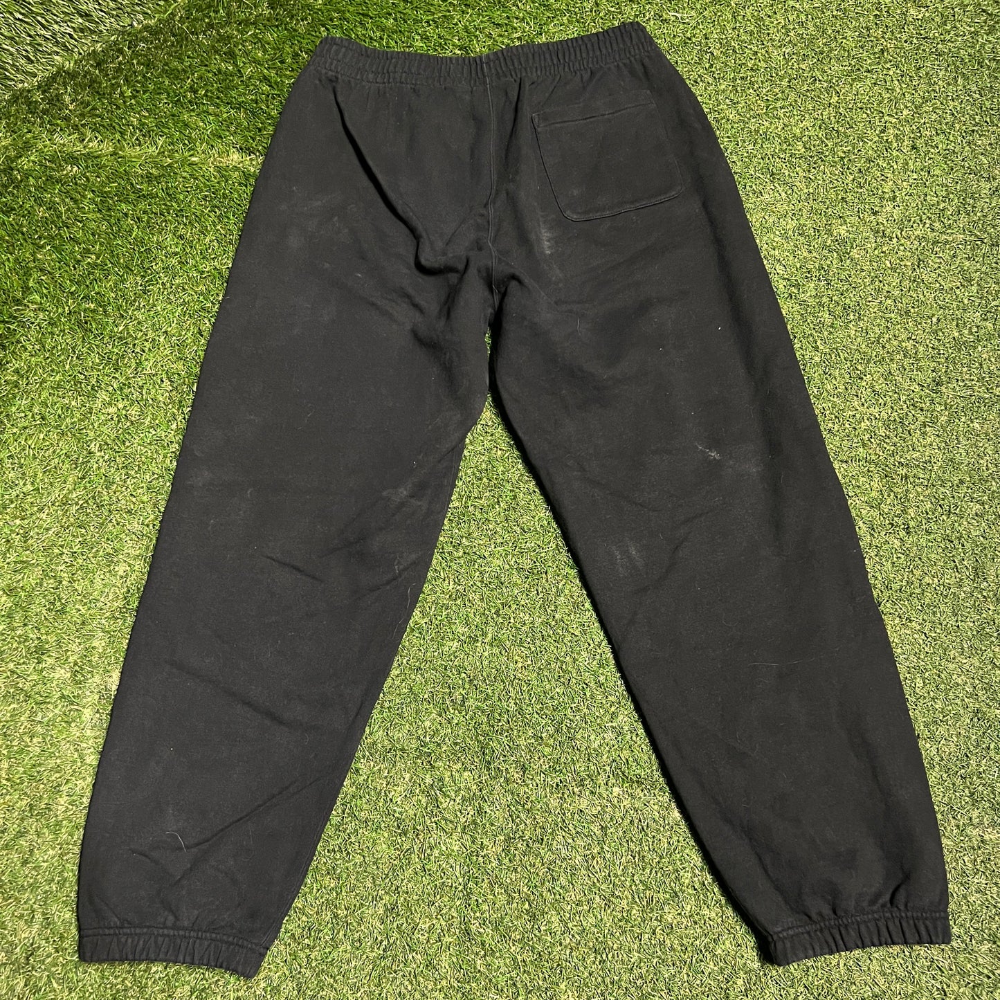 Supreme Big Spell Out Logo Black Sweatpants Size Medium USED x13944