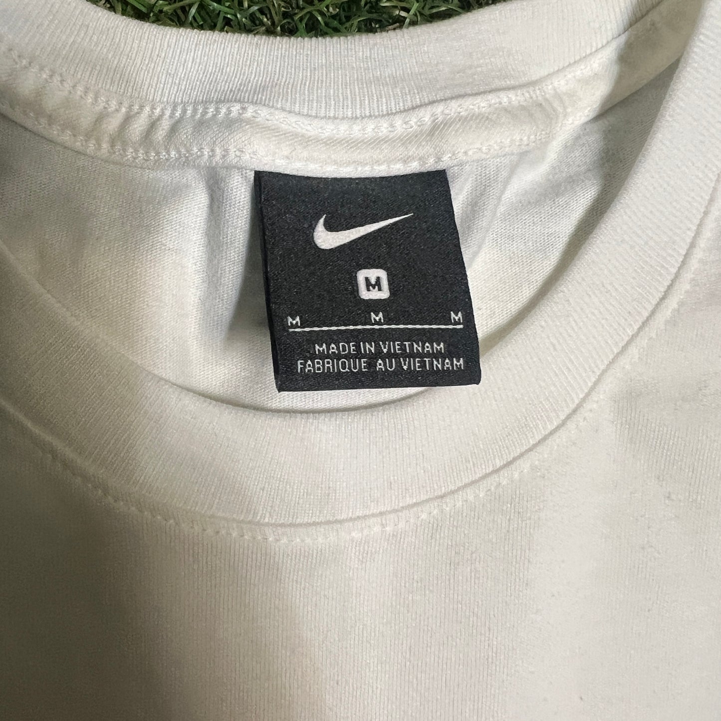Nike DNA City Exploration White Size Medium USED V16409