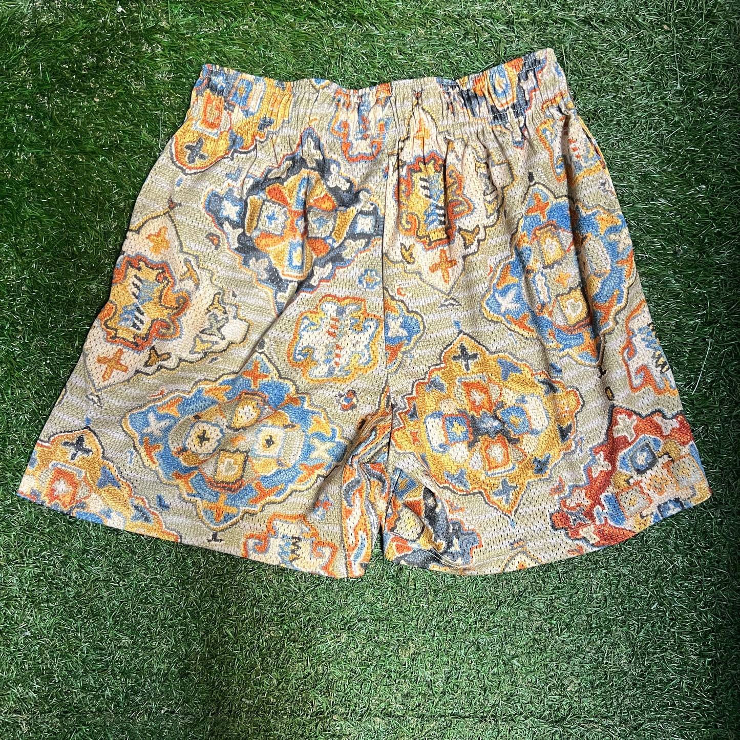 Eric Emanuel Blue Logo Rug Pattern Shorts Size Medium USED x14036