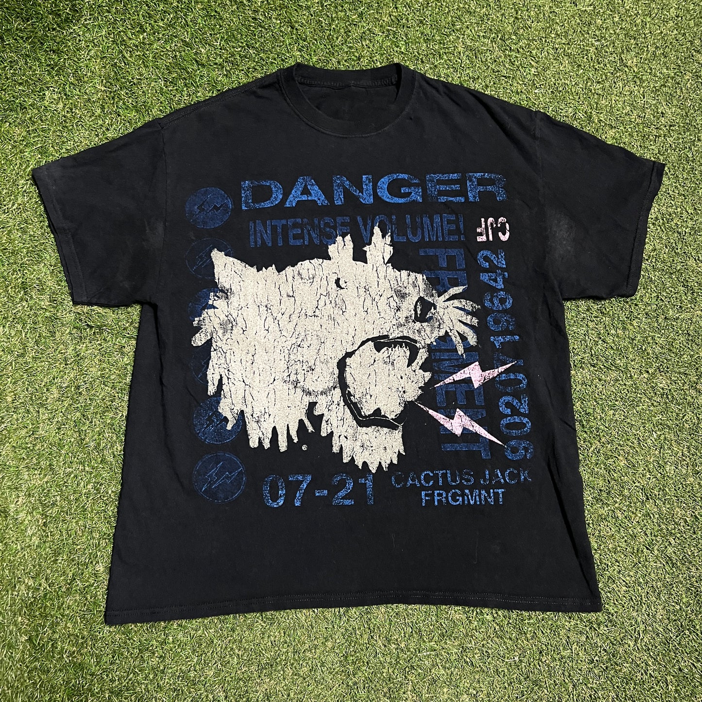 Travis Scott Fragment "Danger" Black Tee Size Large USED x13679