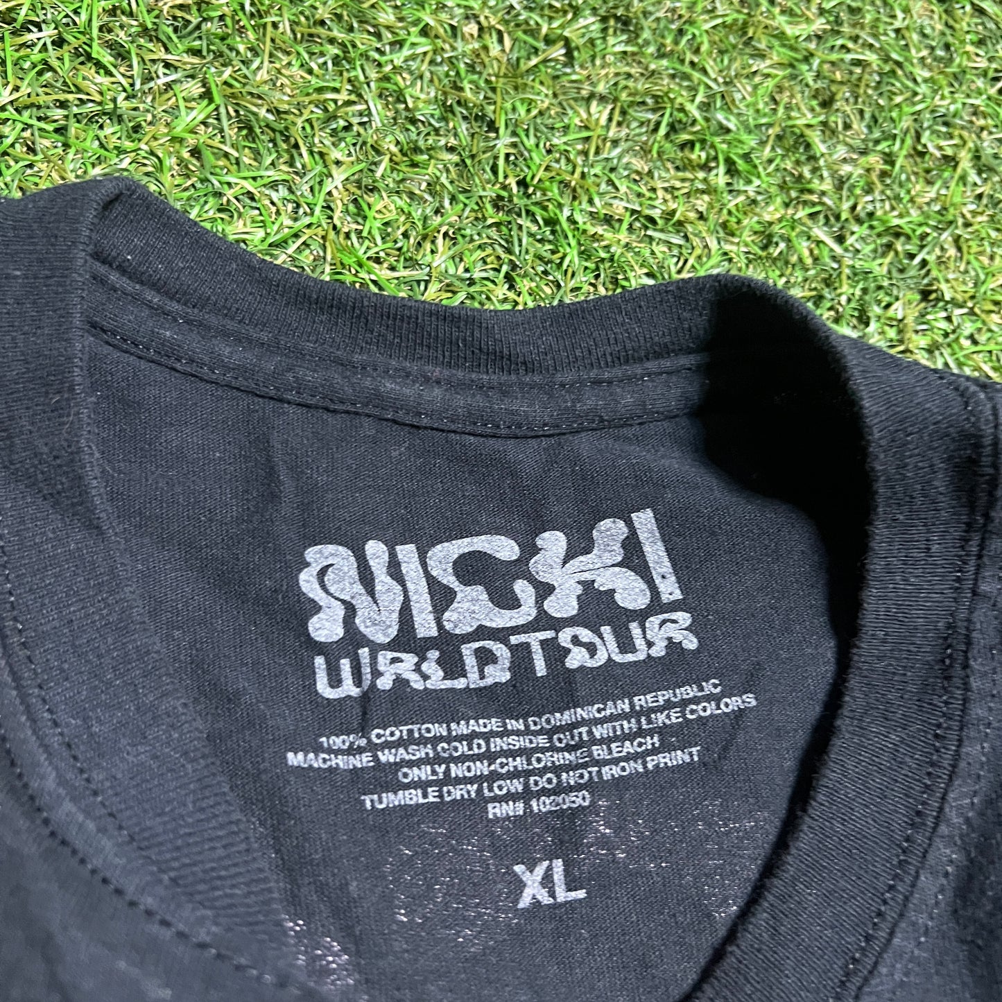 Nicki Minaj 2019 World Tour Black Tee Size XL USED x13619