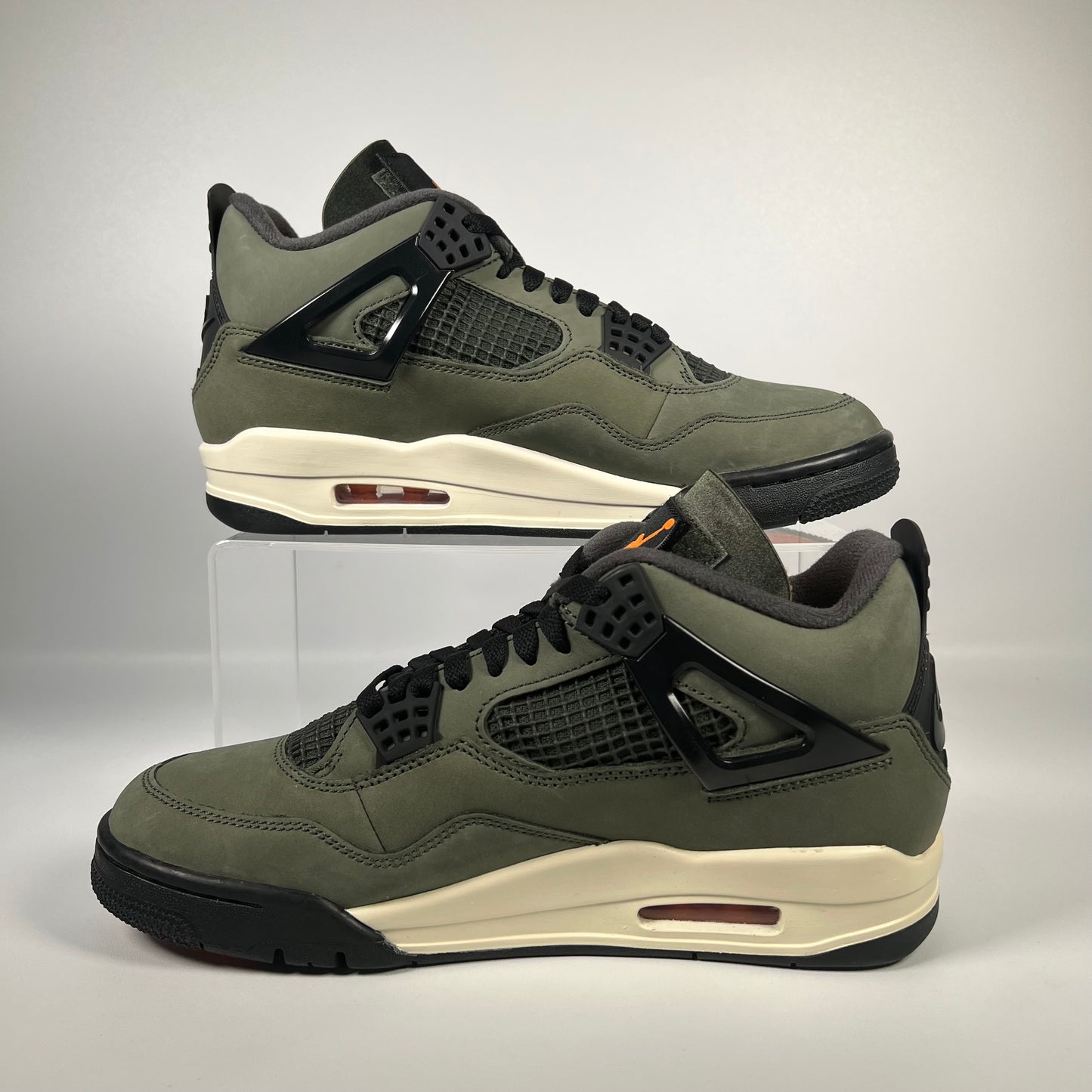 Jordan 4 Undefeated (2025) Size 8.5 NEW s18108