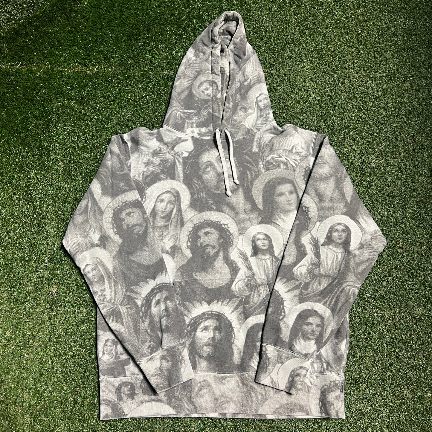 Supreme Jesus and Mary 2018 Grey Hoodie Size Large USED x13521
