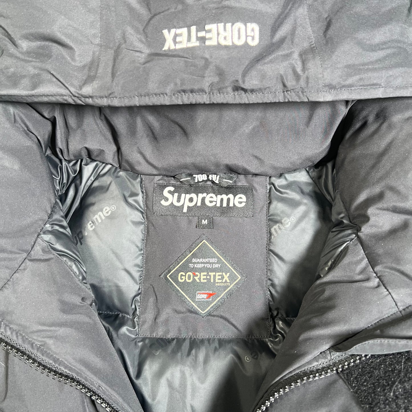 Supreme Gore Tex 700 Fill Black Puffy Jacket Size Medium USED x15957