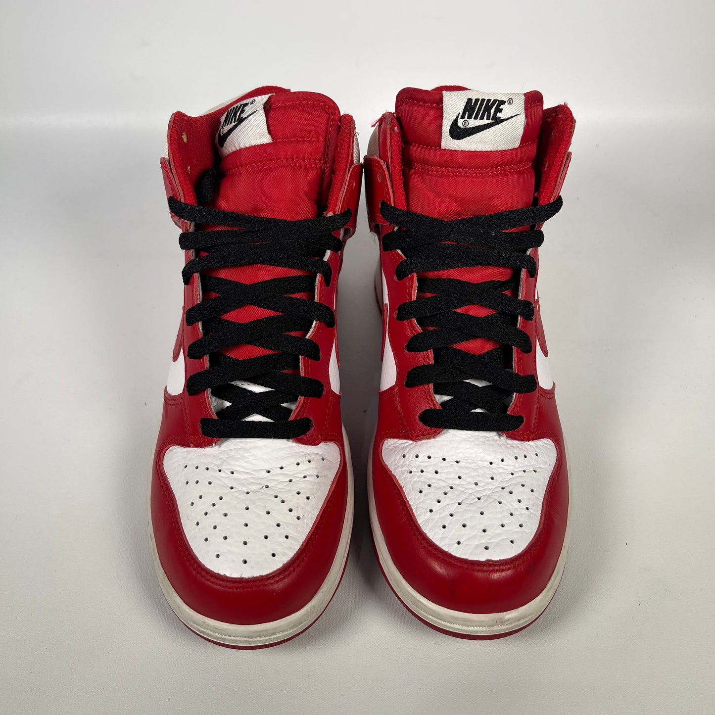 Nike Dunk High Varsity Red (2009) Size 6 USED s2944