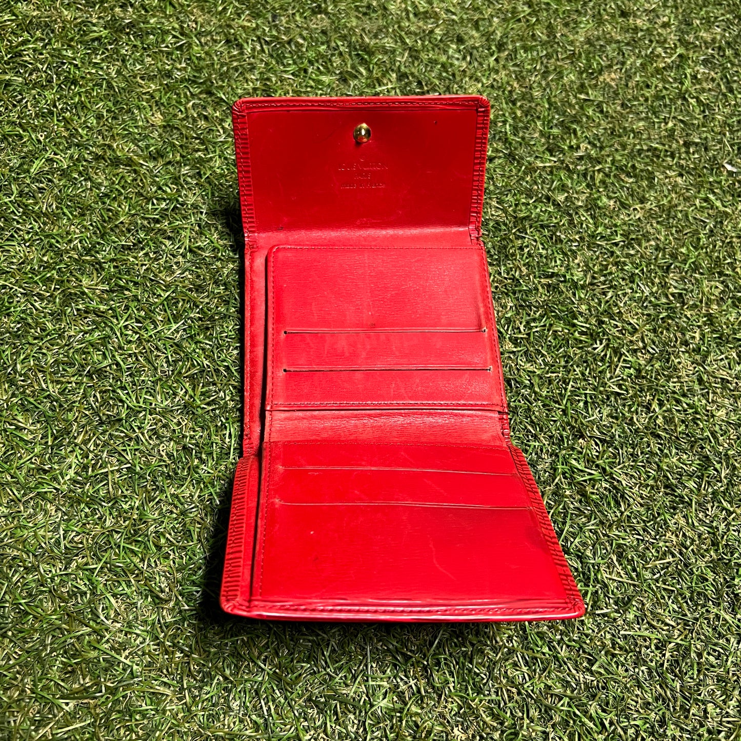 1990s Louis Vuitton Red Epi Leather Elise Snap Red Wallet USED x13977