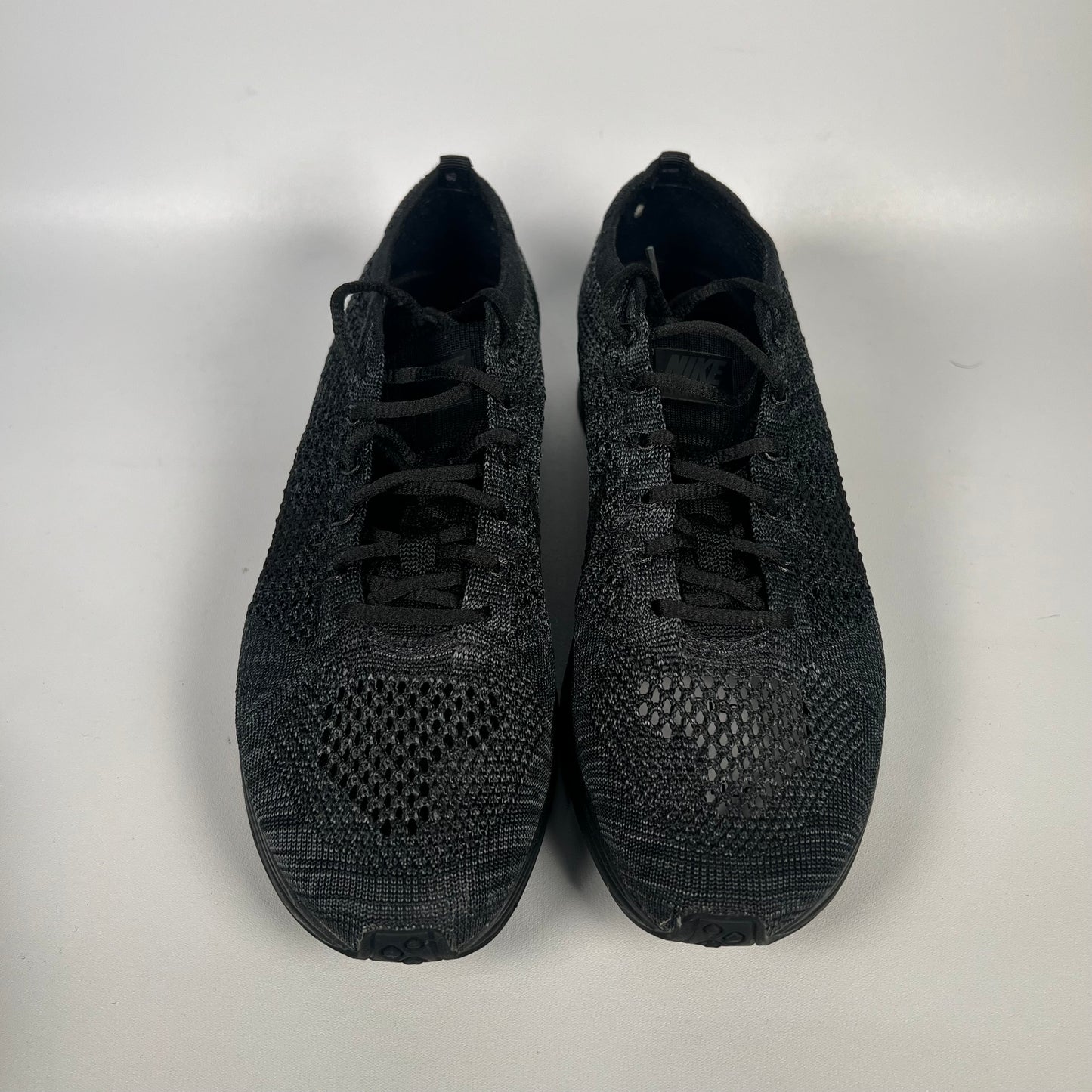 Nike Flynite Racer Triple Black (2016) Size 8 NEW s17973